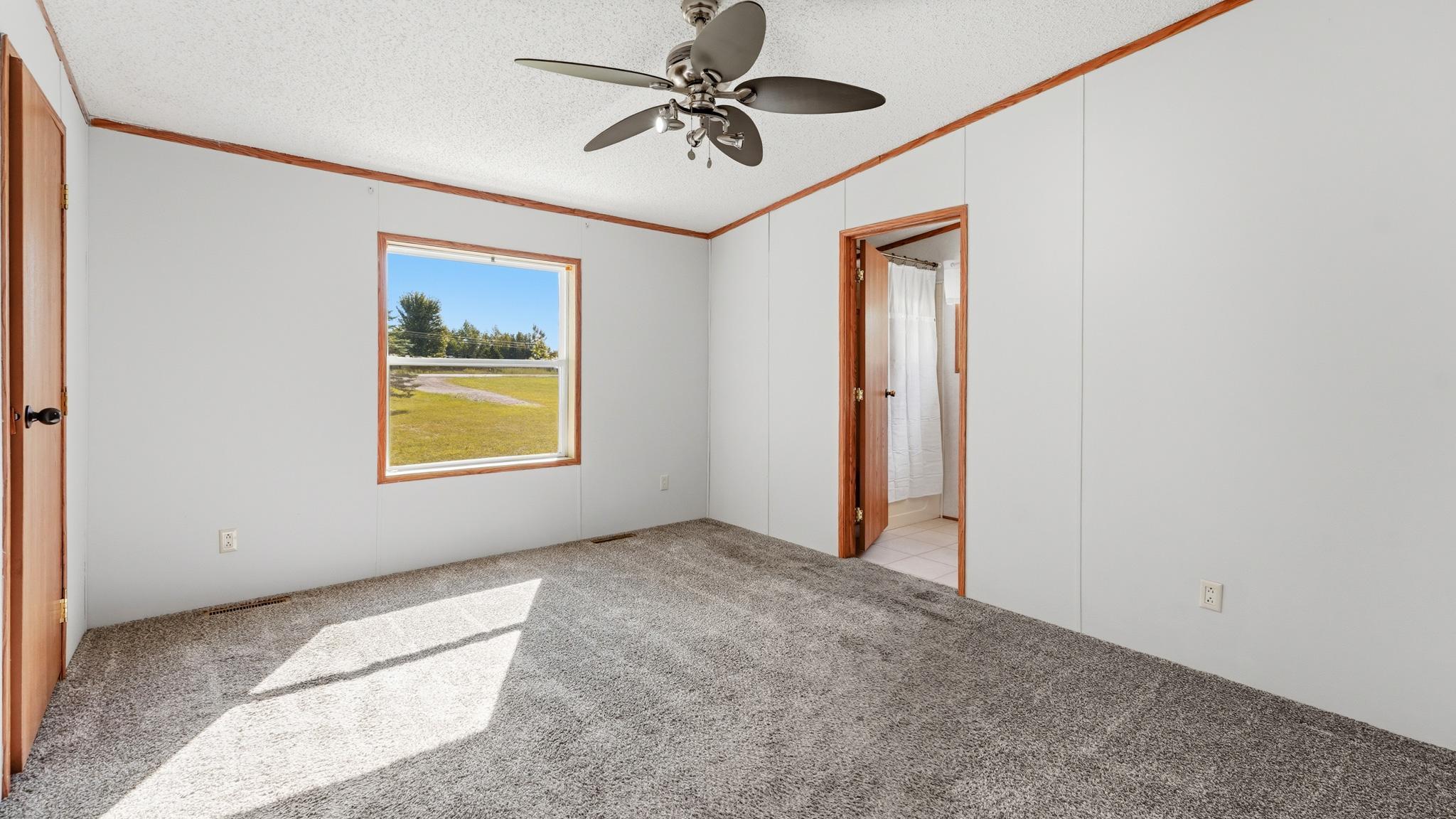 57098 Forest Boulevard Property Photo 14