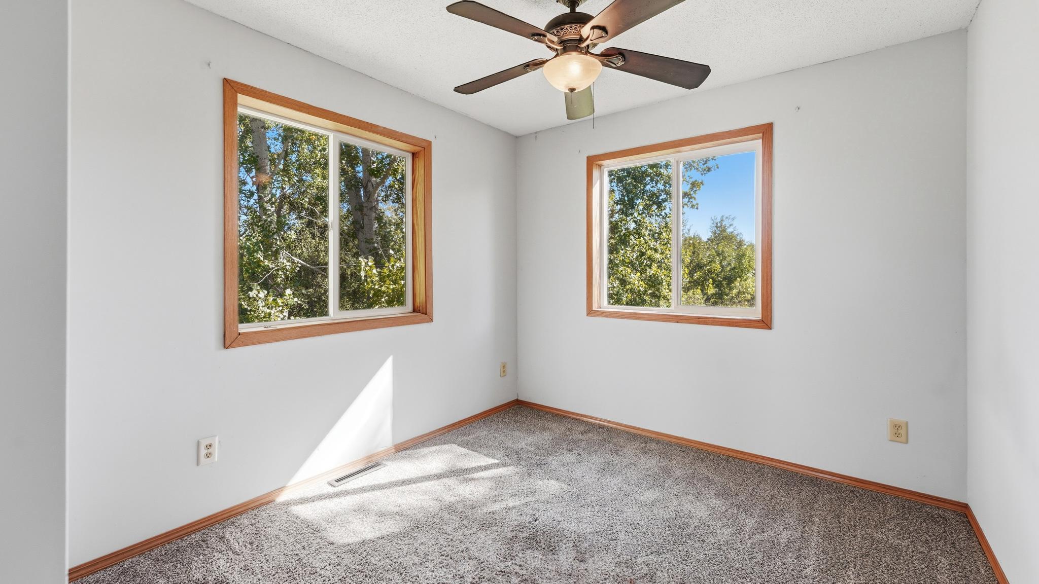 57098 Forest Boulevard Property Photo 24