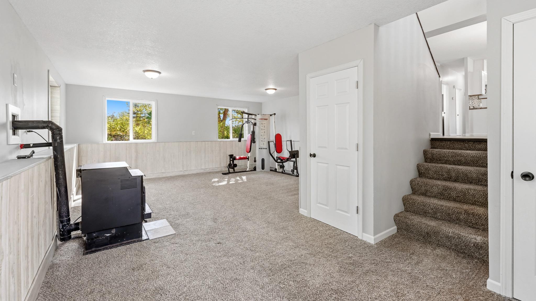 57098 Forest Boulevard Property Photo 25