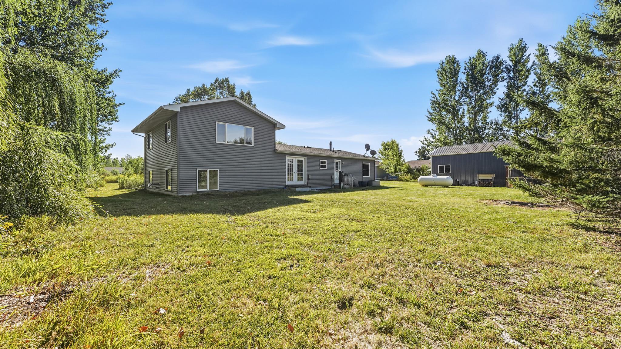 57098 Forest Boulevard Property Photo 30
