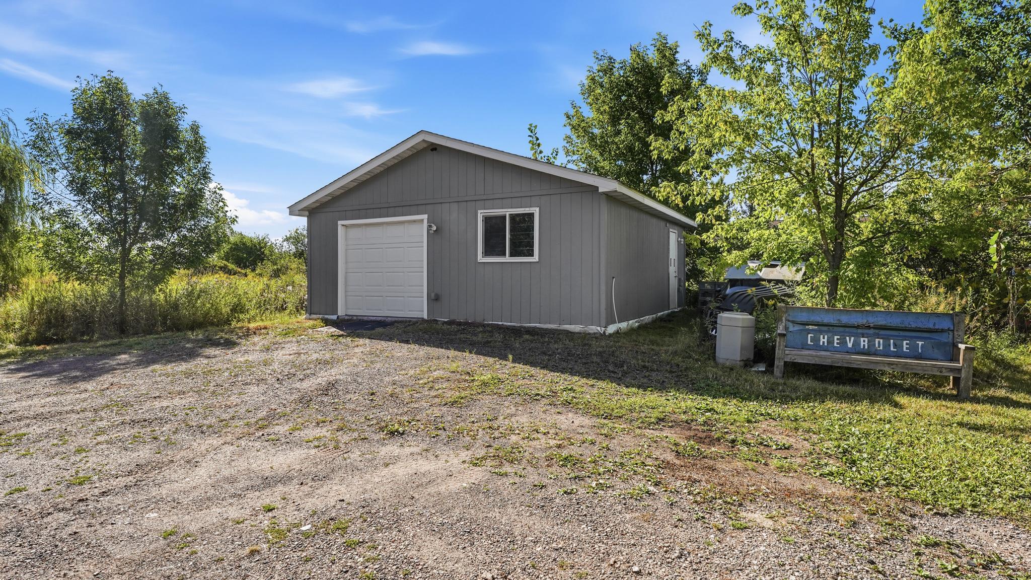 57098 Forest Boulevard Property Photo 31