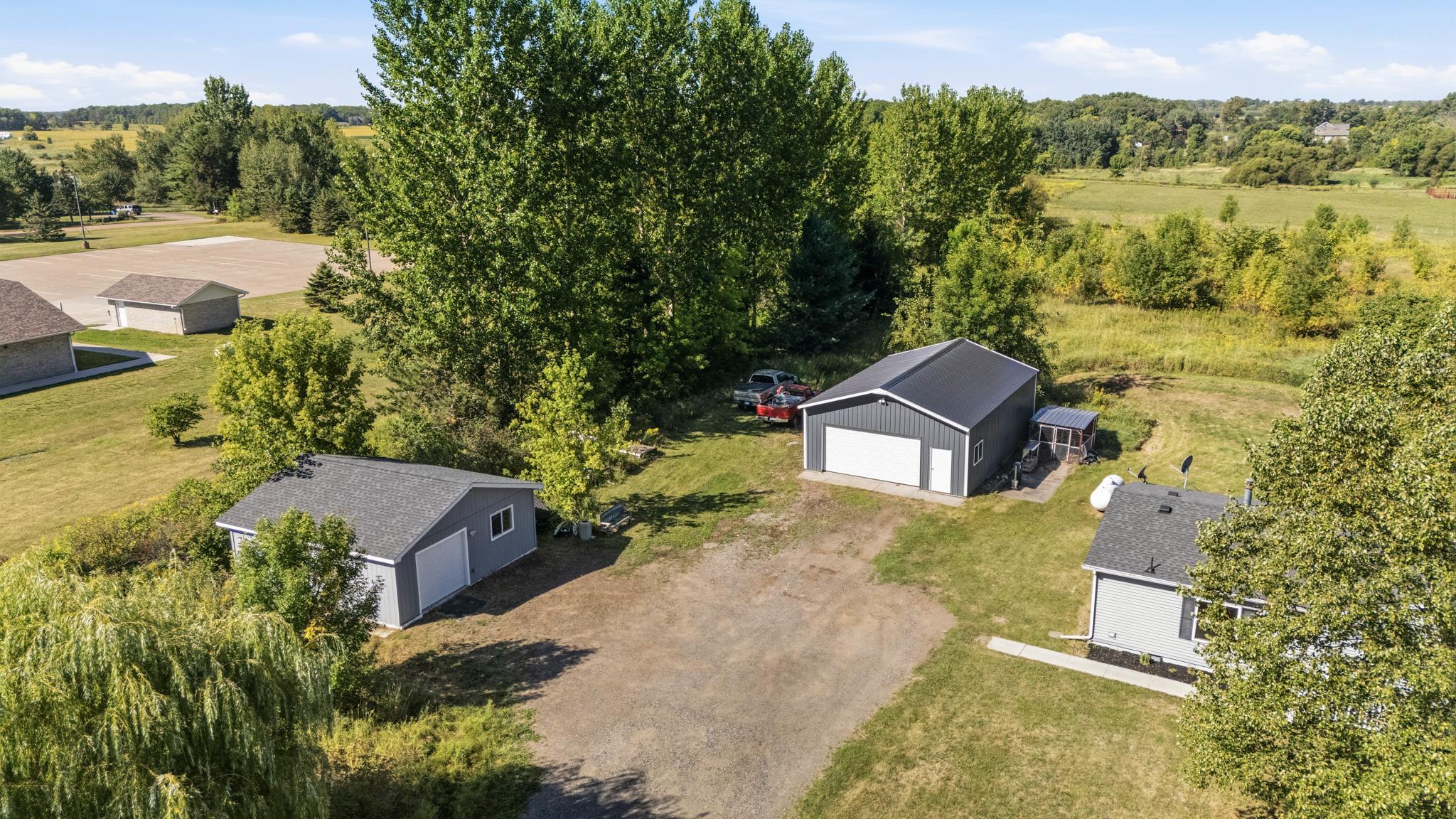 57098 Forest Boulevard Property Photo 34