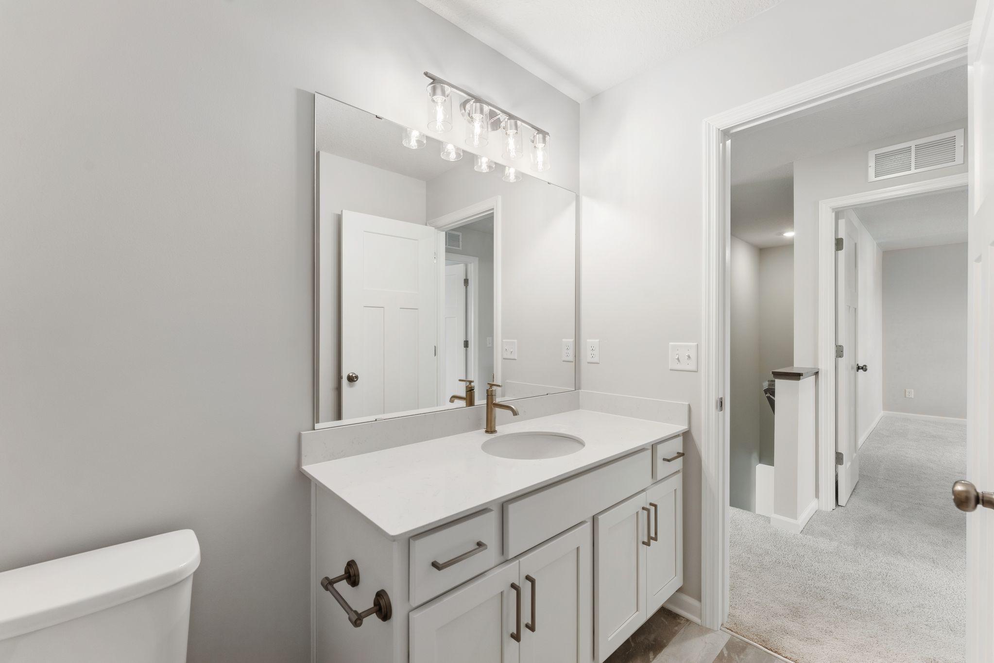 1212 Edge Circle Property Photo 21