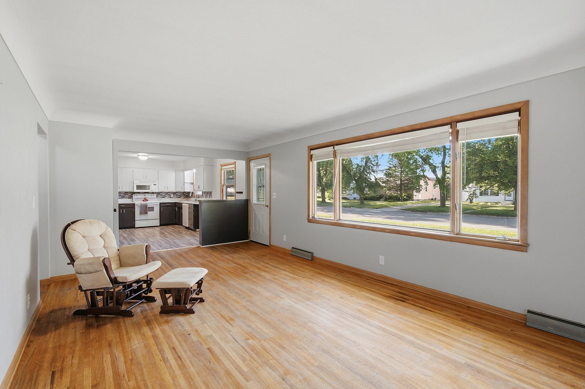 261 Dupont Avenue Ne Property Photo 5