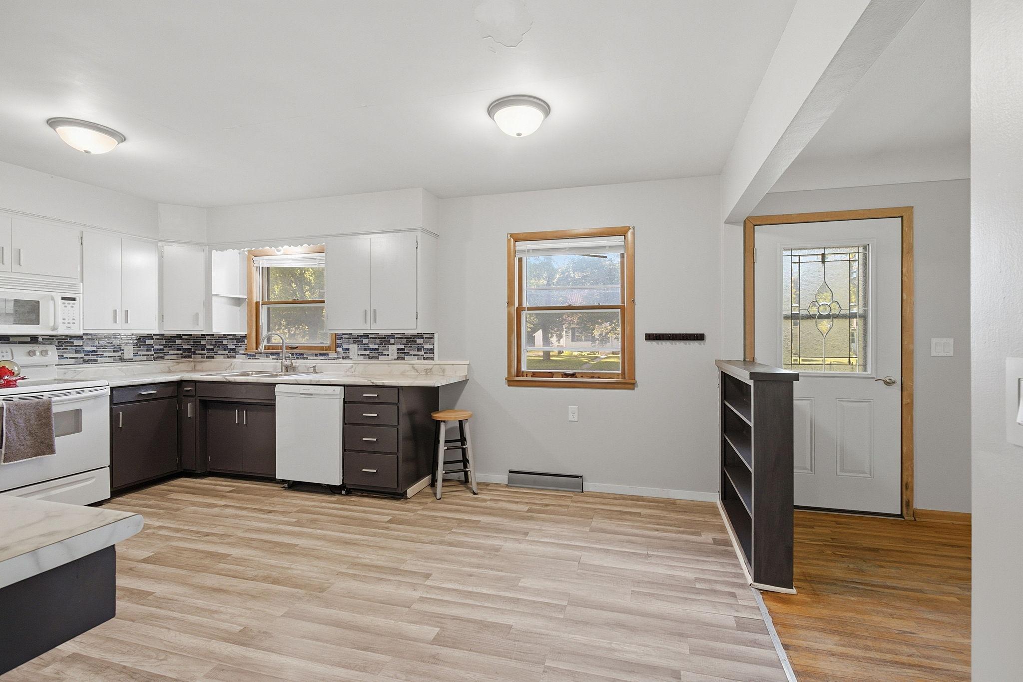 261 Dupont Avenue Ne Property Photo 9