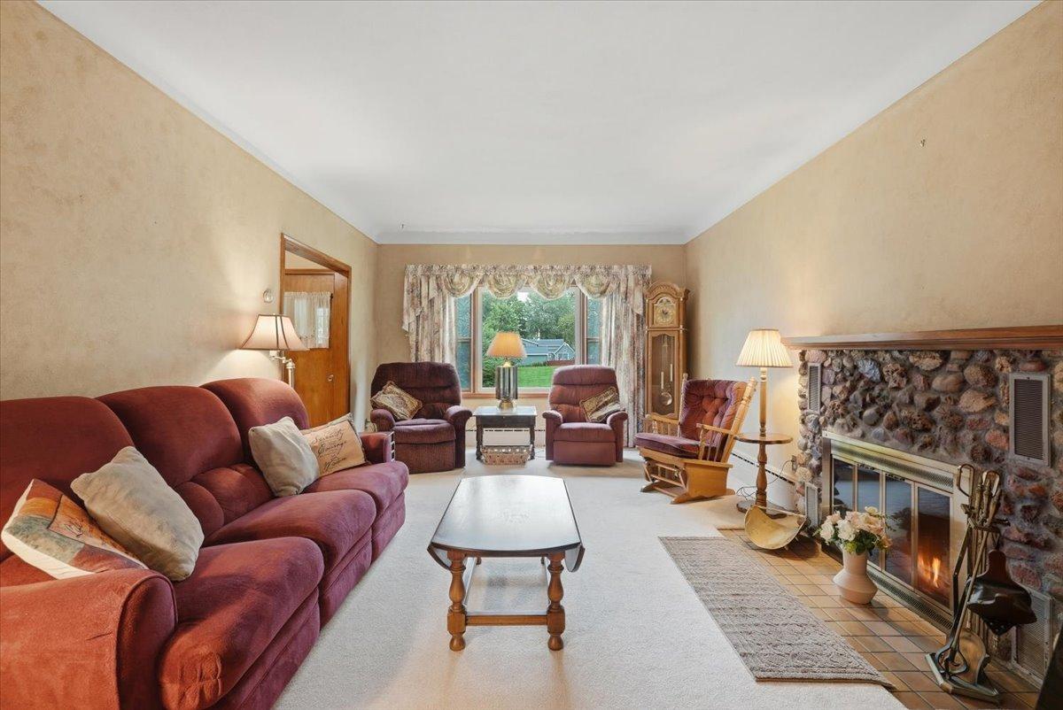 1290 1st Street Property Photo 6