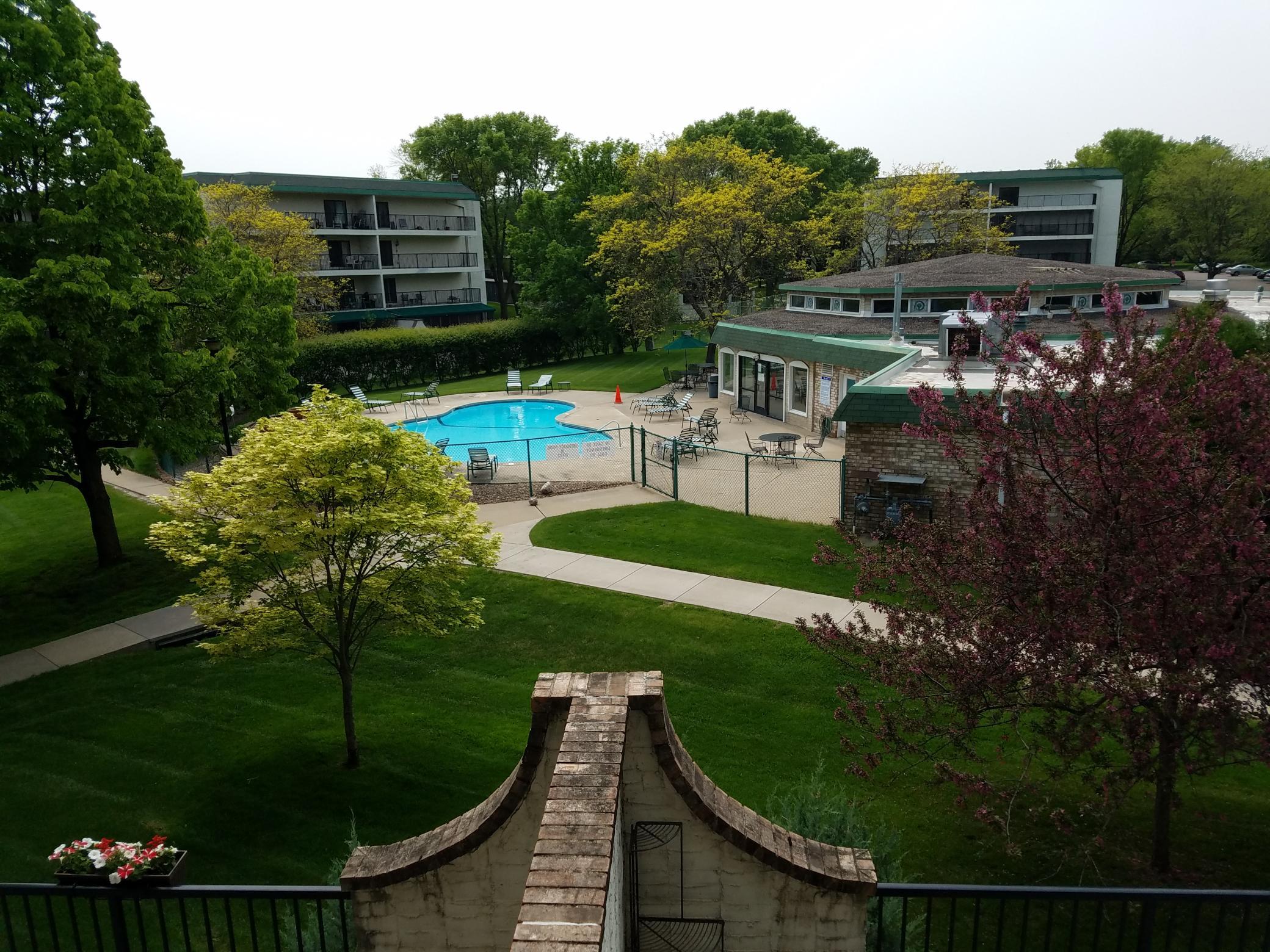 10401 Cedar Lake Road 301