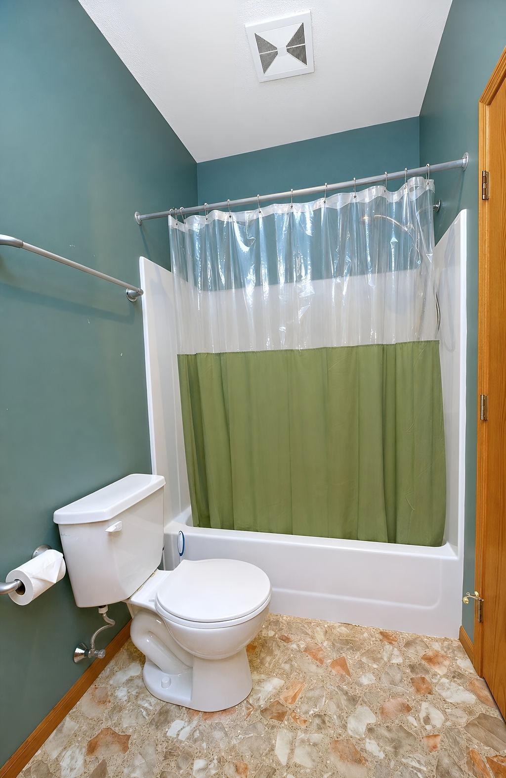 938 Parkway Drive Property Photo 19