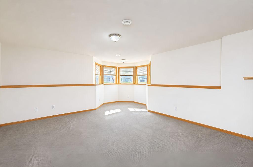 938 Parkway Drive Property Photo 24