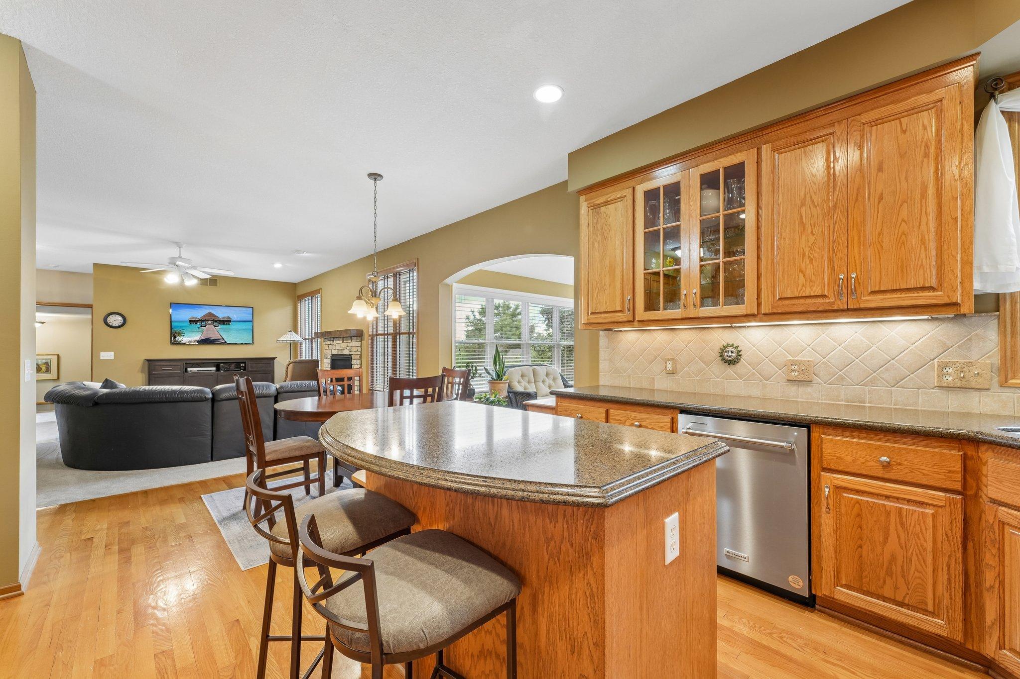 6219 Orchid Lane N Property Photo 44