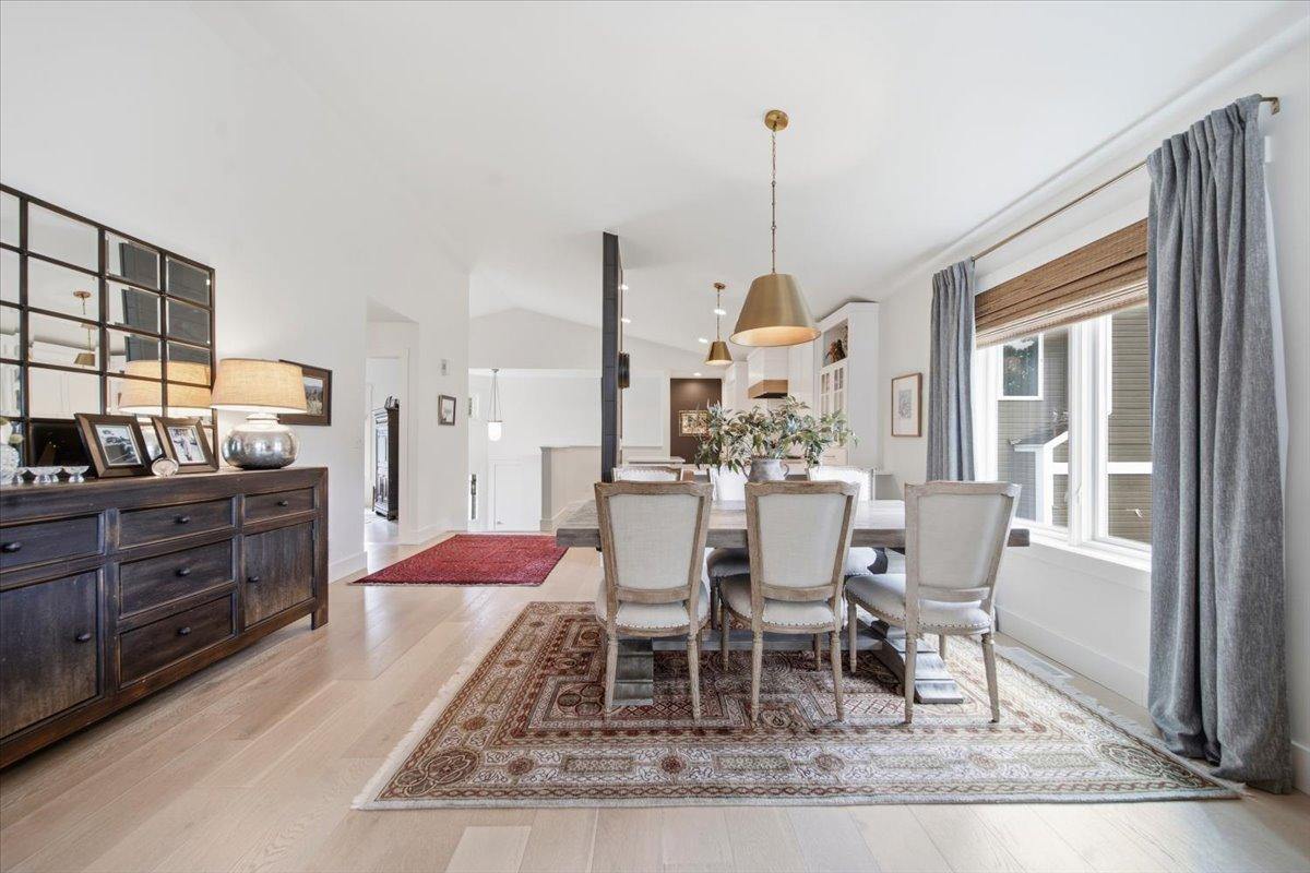 15402 Sussex Drive Property Photo 8