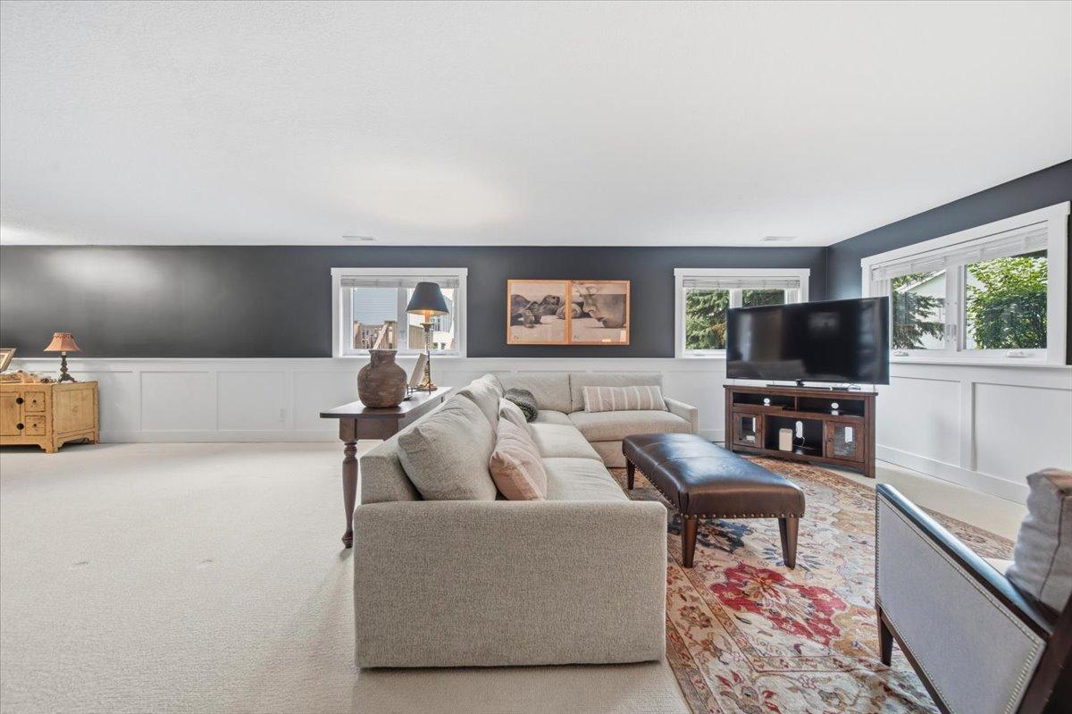 15402 Sussex Drive Property Photo 19
