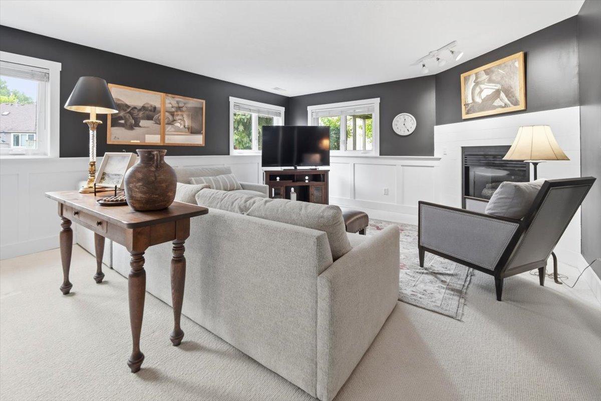 15402 Sussex Drive Property Photo 20