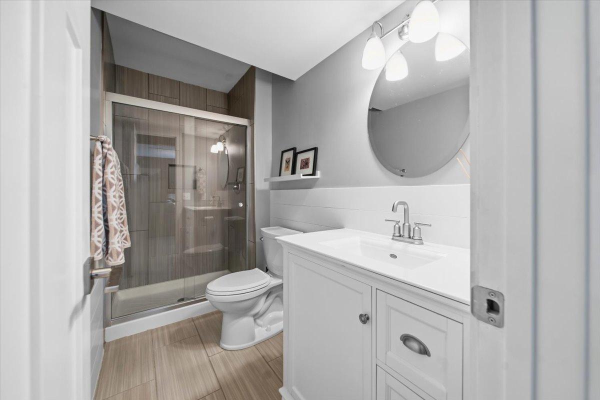 15402 Sussex Drive Property Photo 23