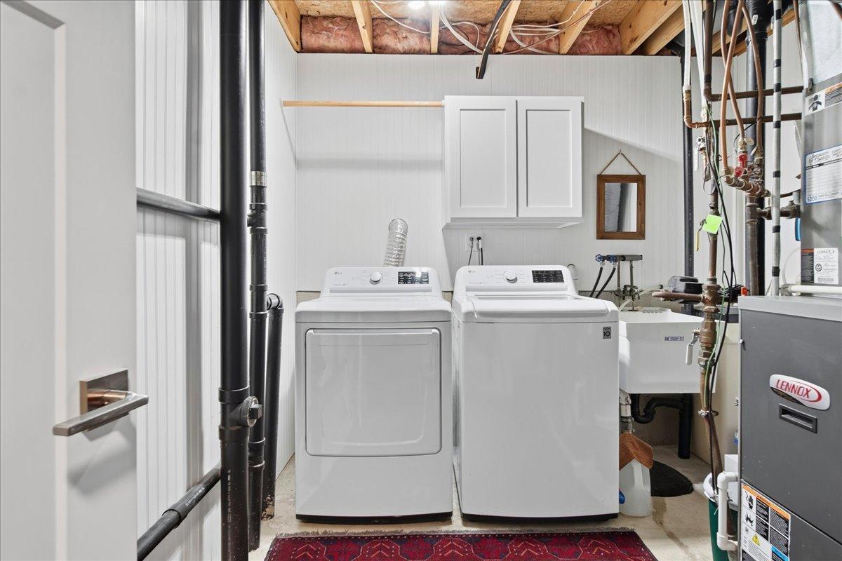 15402 Sussex Drive Property Photo 27