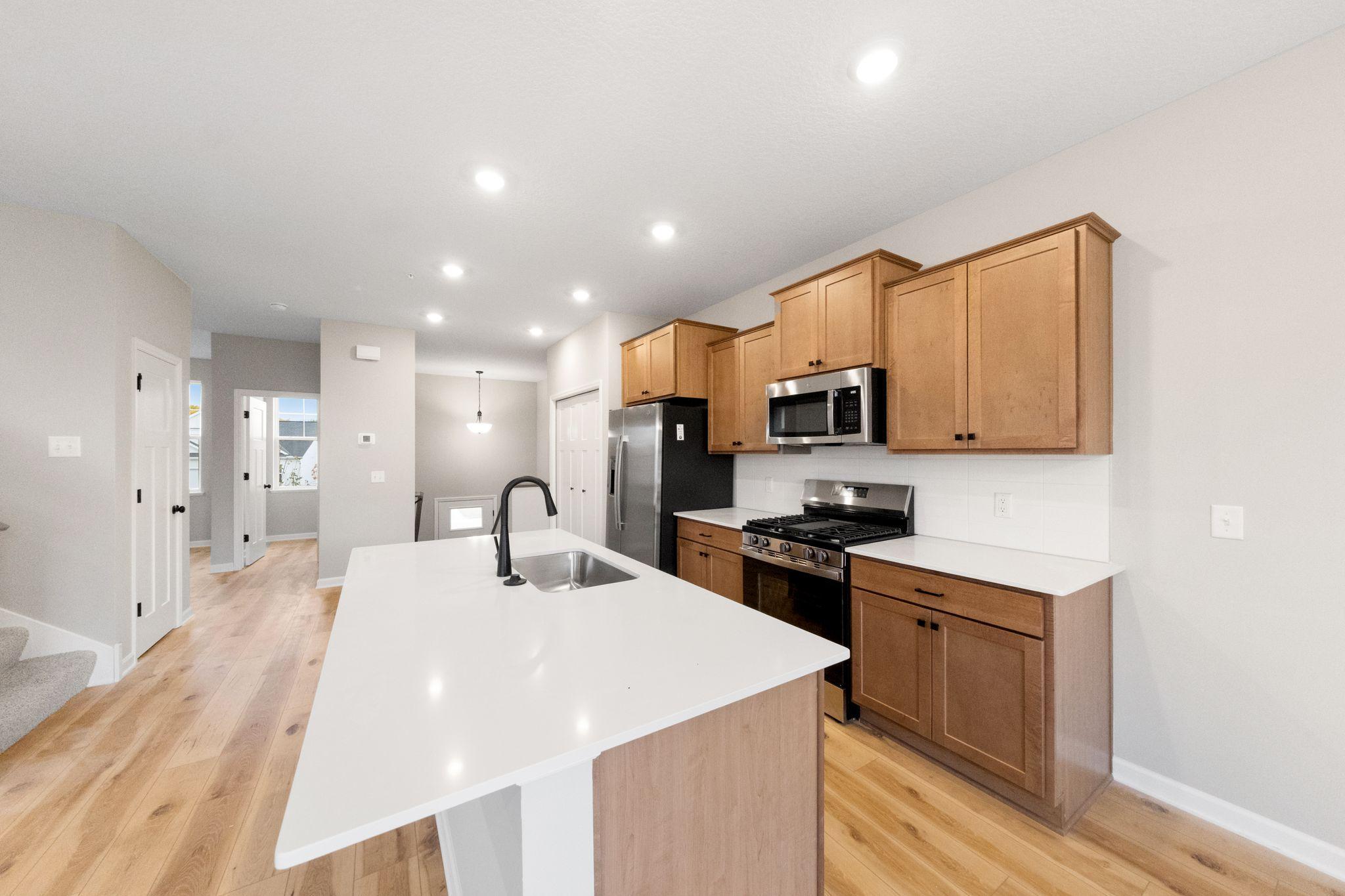 10382 Birchwood Circle Property Photo 4