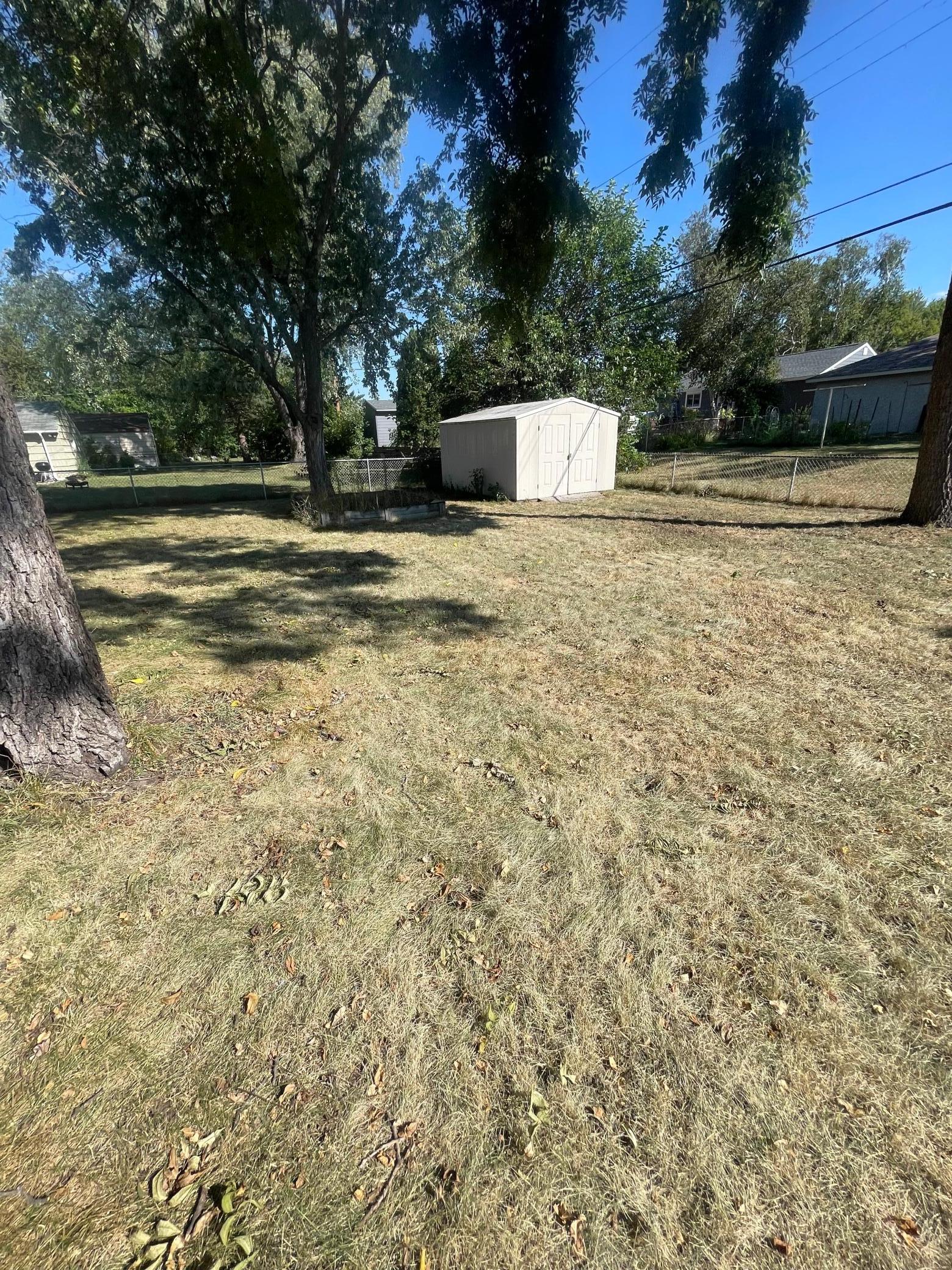 150 Roselawn Avenue E Property Photo 4