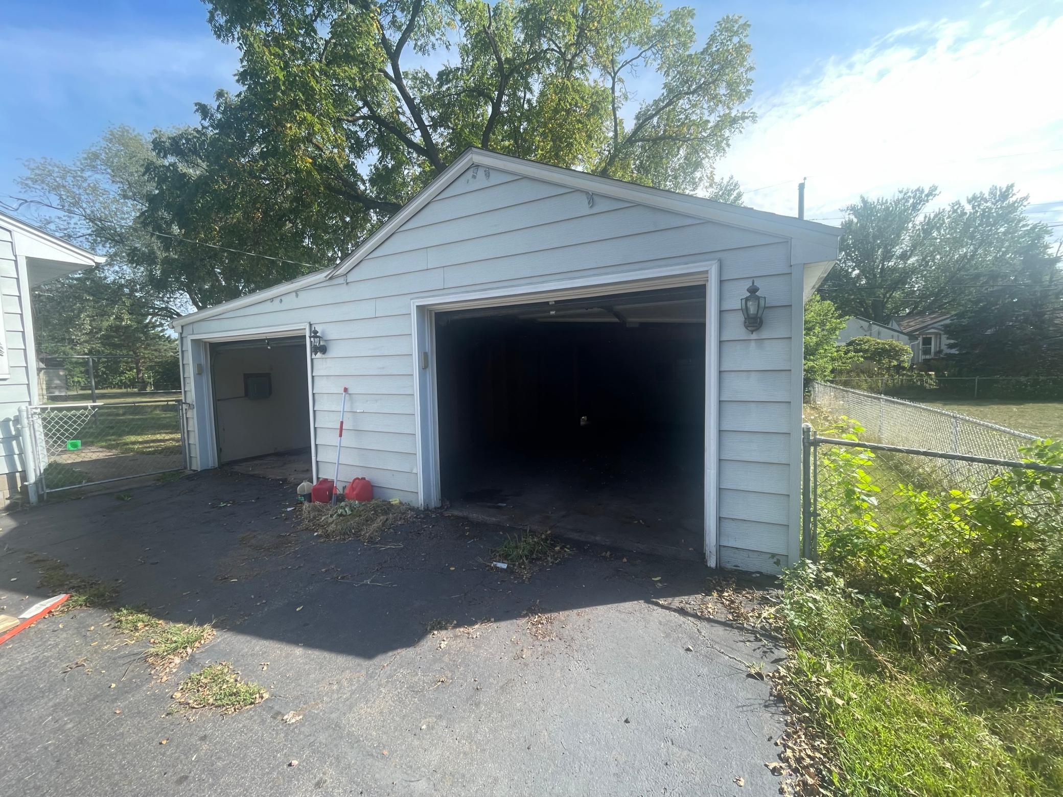 150 Roselawn Avenue E Property Photo 16