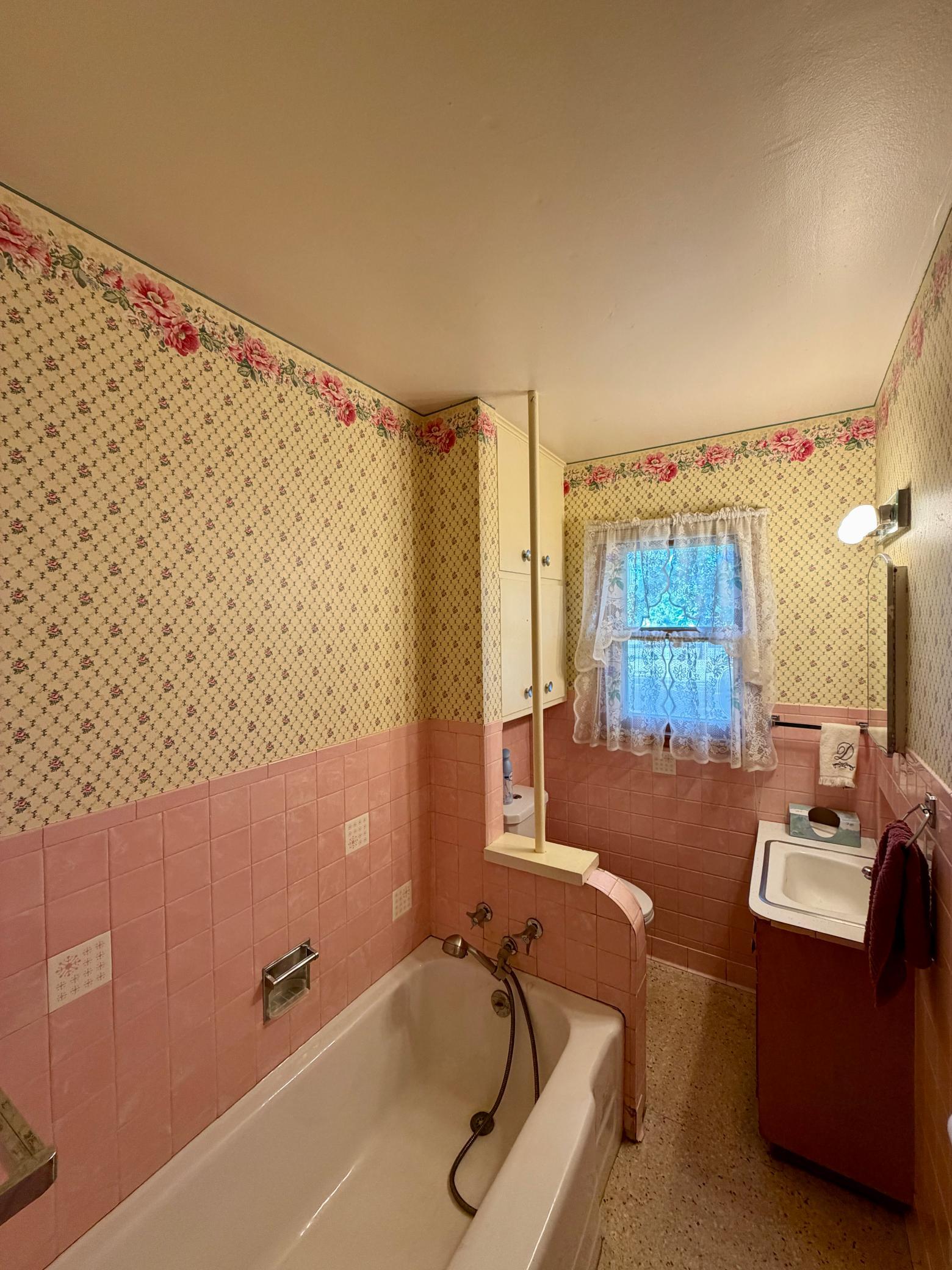 214 2nd Street Property Photo 5