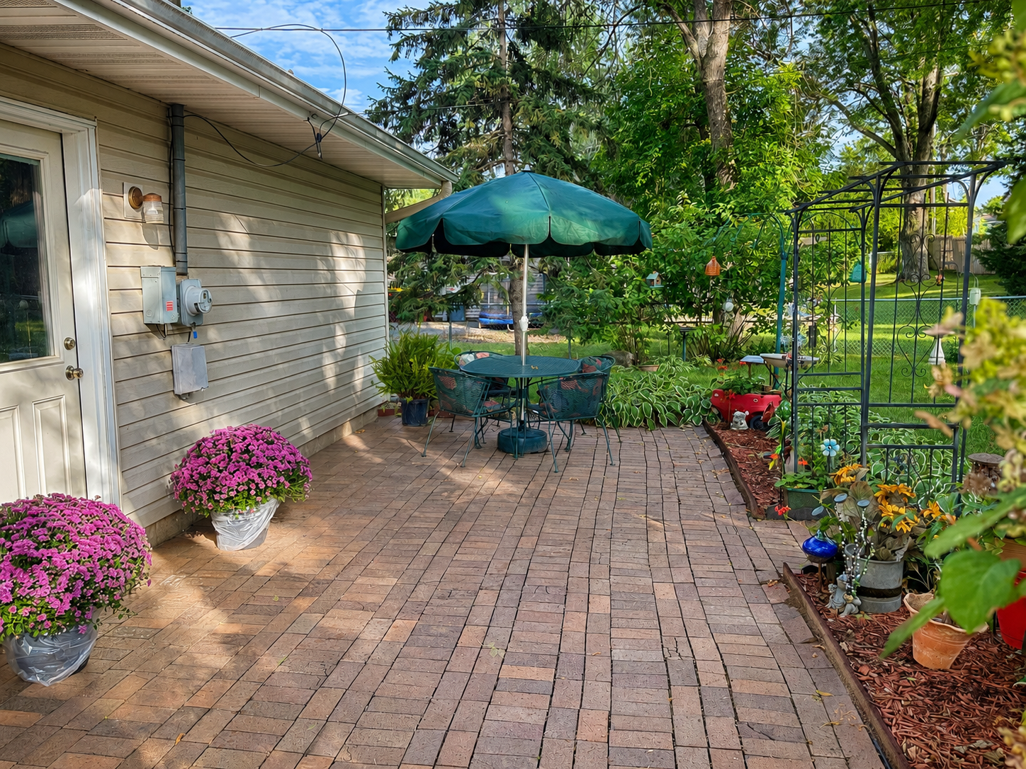 1798 E Bluestone Drive Property Photo 3
