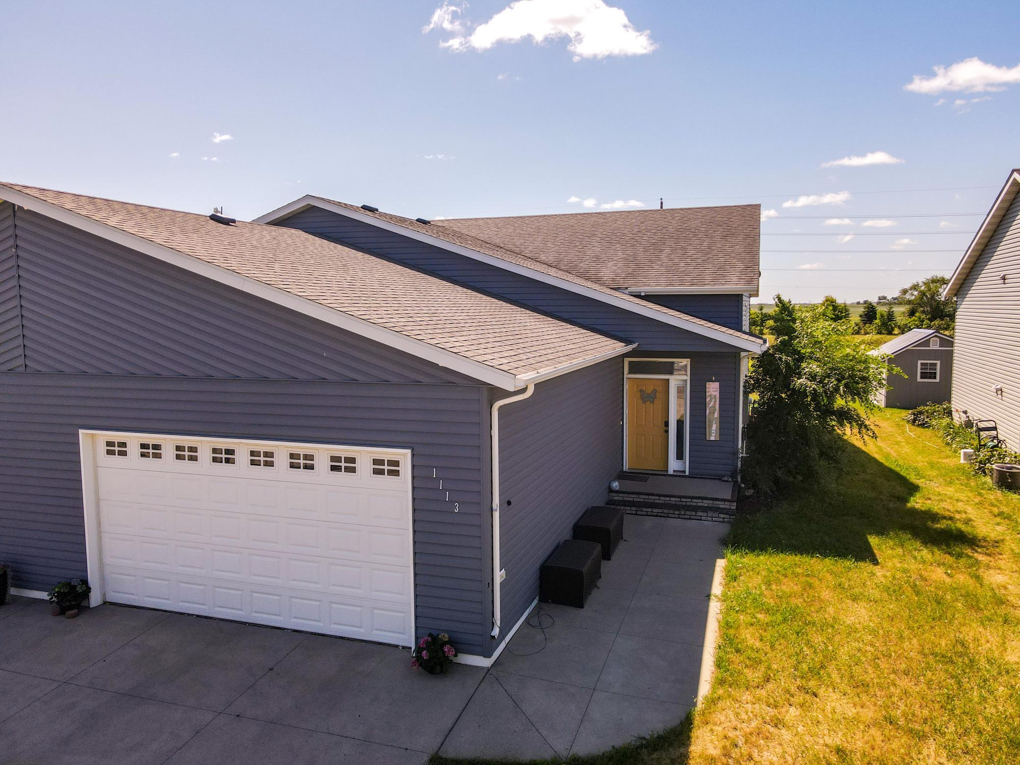 1113 Morningside Drive Property Photo 1