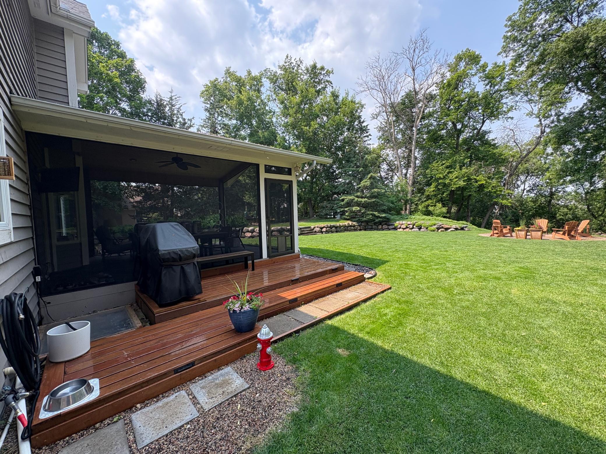 6560 Shadow Lane Property Photo 8
