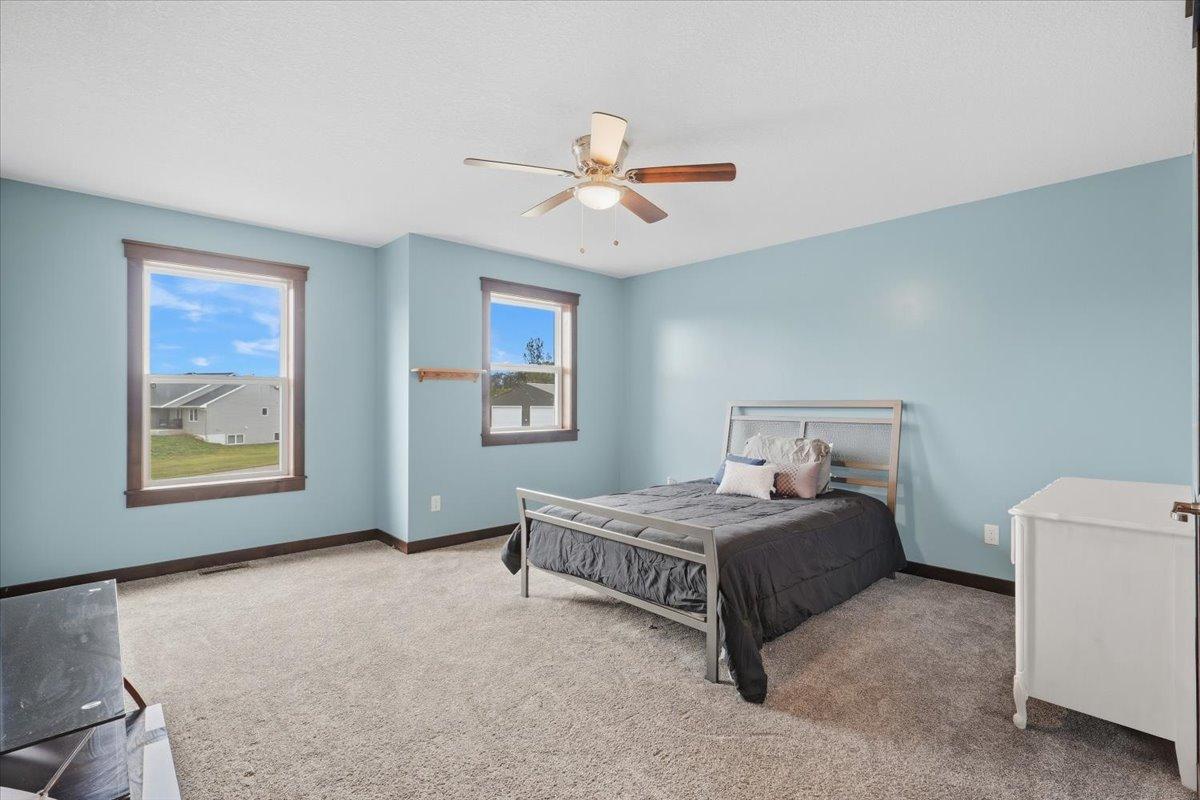 1042 144th Avenue Property Photo 18