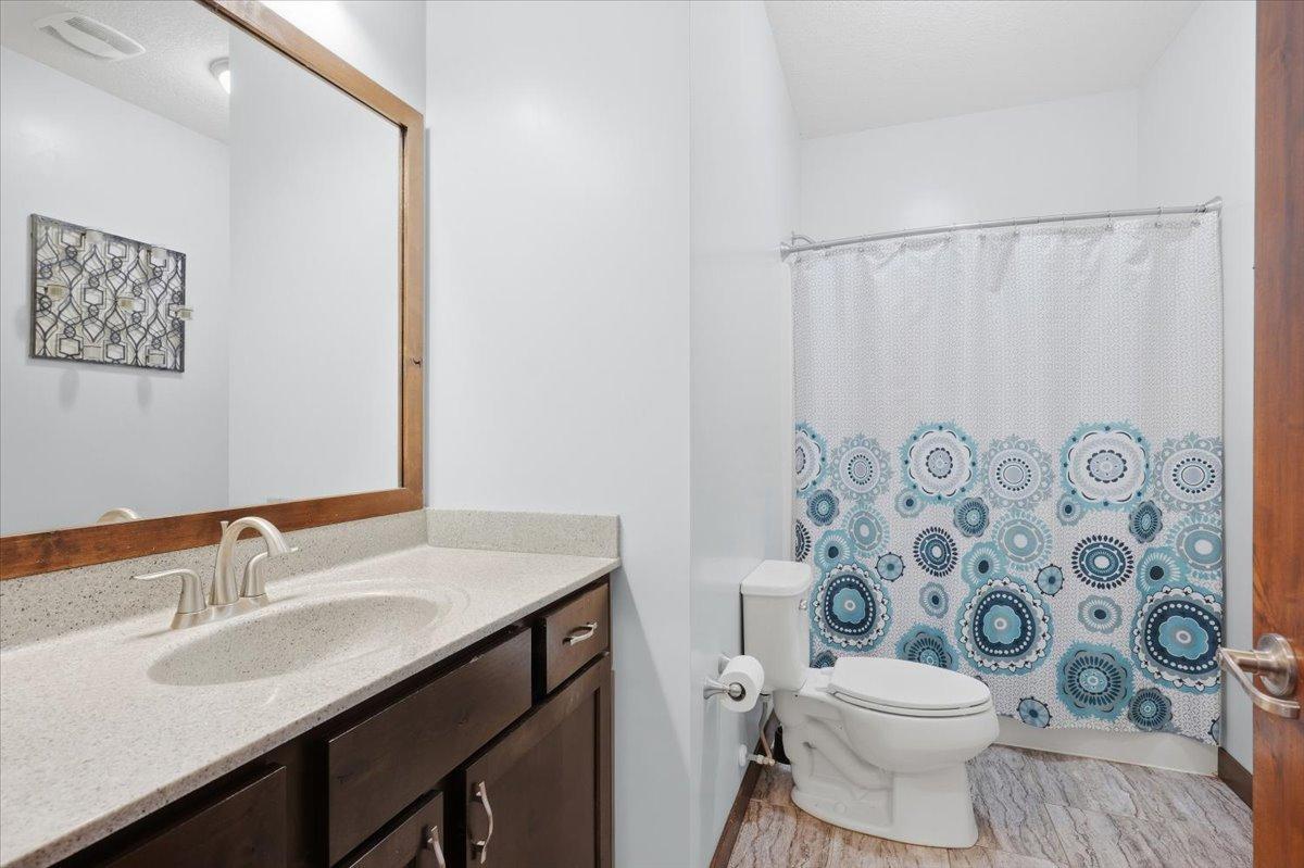 1042 144th Avenue Property Photo 24