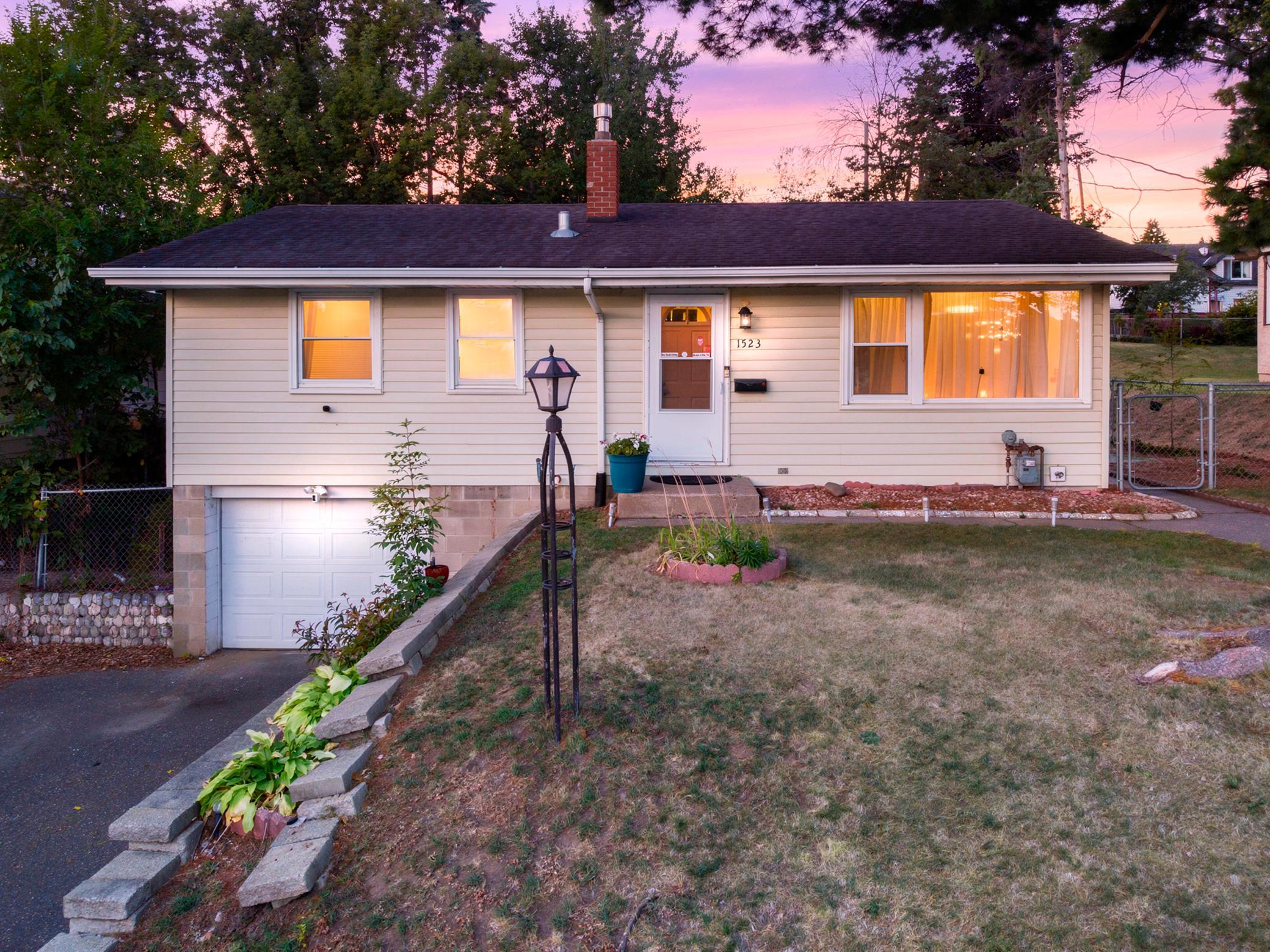 1523 Old Hudson Road Property Photo 1