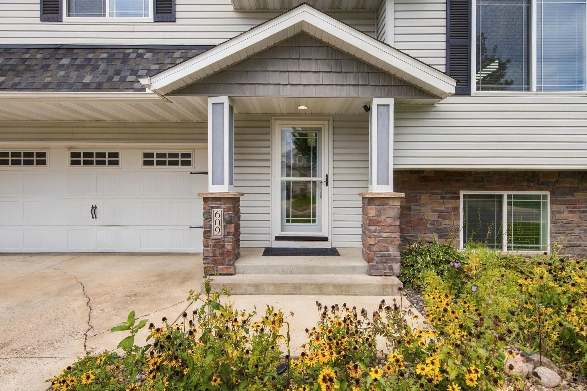 609 Ingalls Drive Property Photo