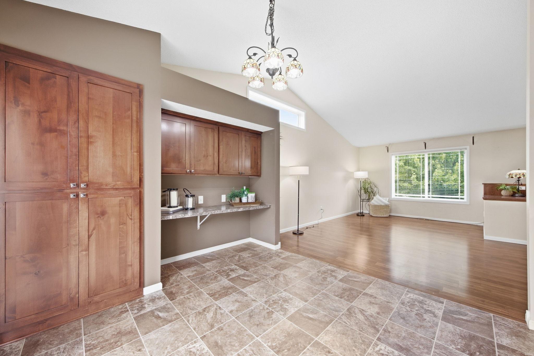 609 Ingalls Drive Property Photo 8