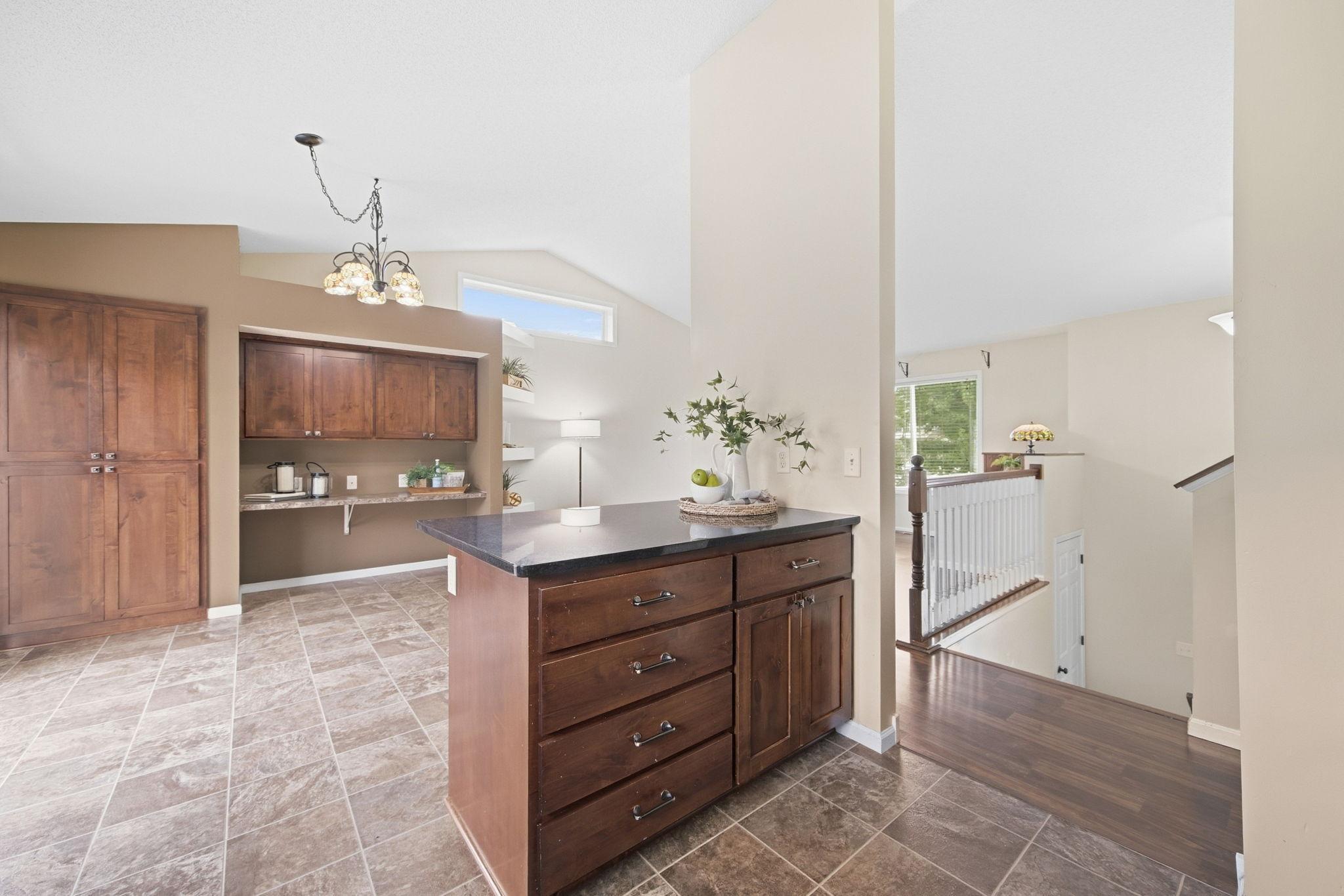 609 Ingalls Drive Property Photo 9