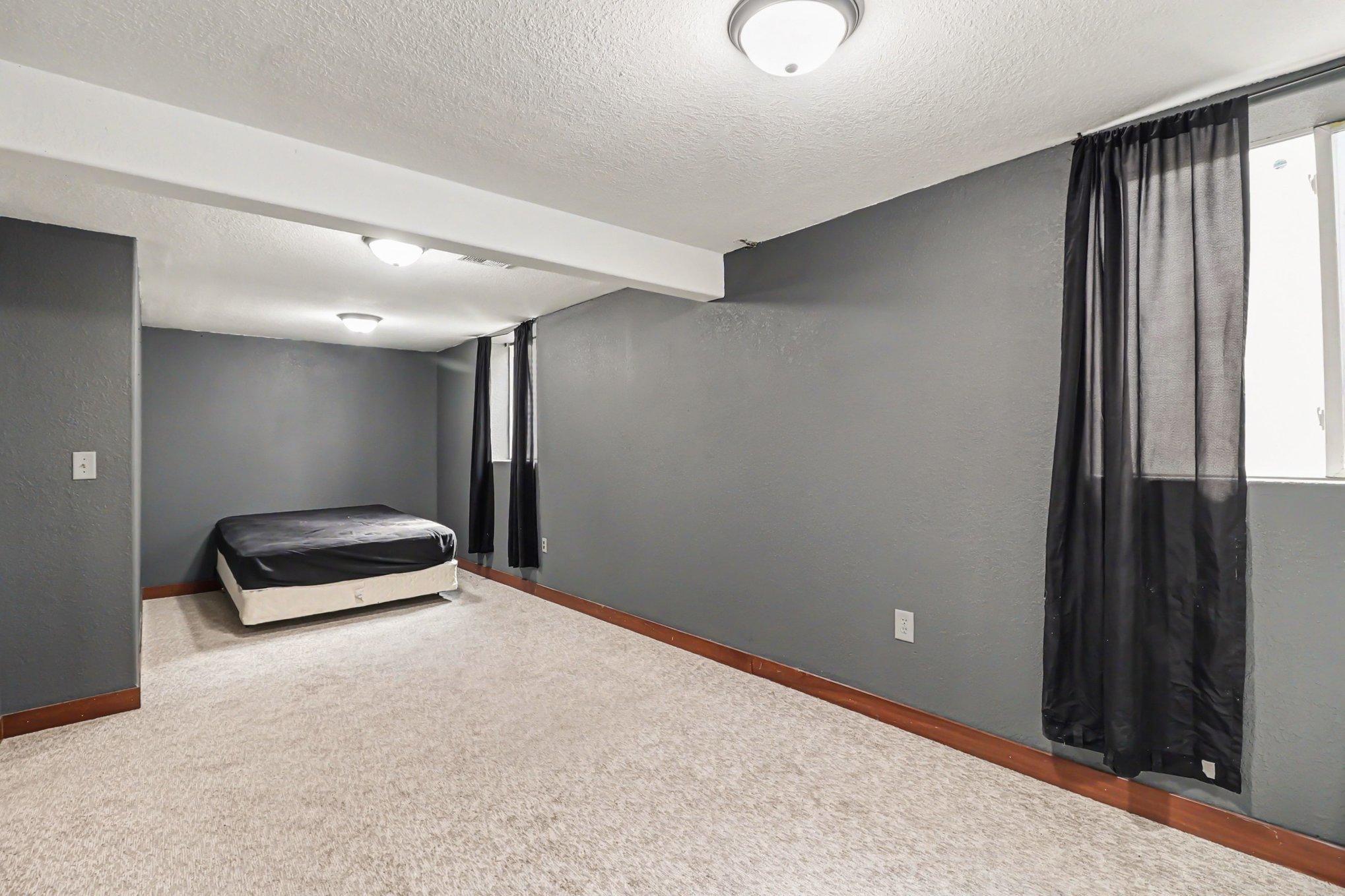 716 Conliffe Avenue Sw Property Photo 18