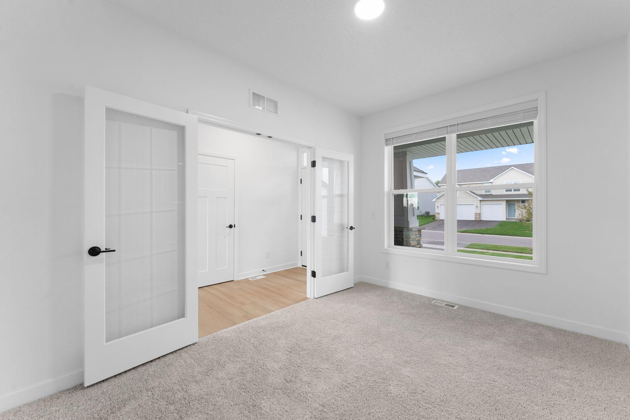 8921 Periwinkle Boulevard Property Photo 12