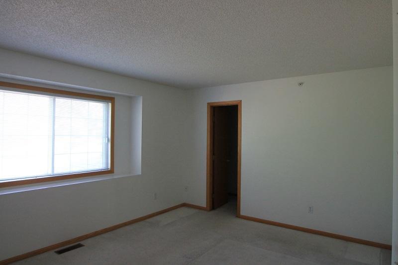 8433 Annapolis Way Property Photo 9