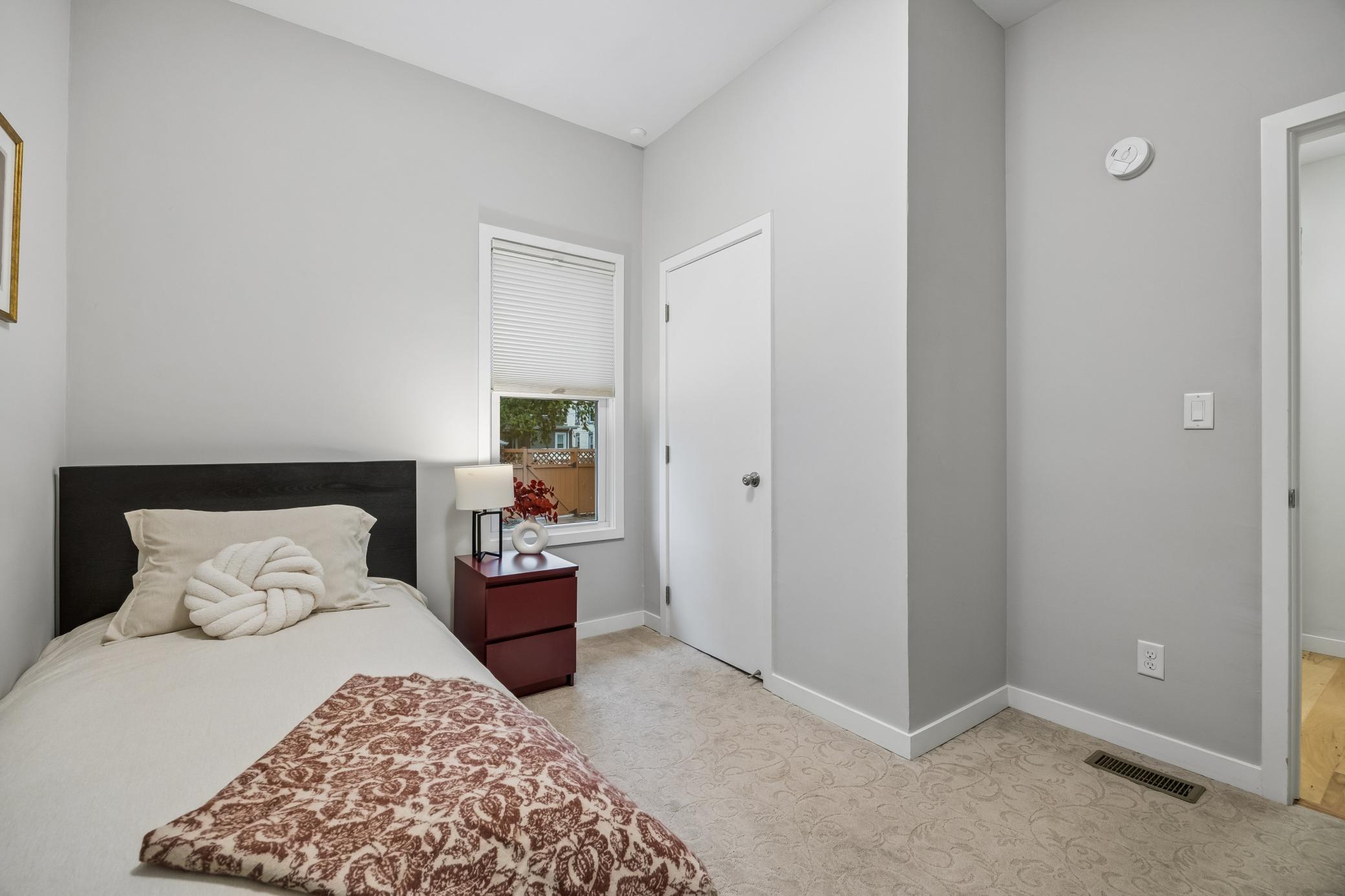 3015 Colfax Avenue S Property Photo 25