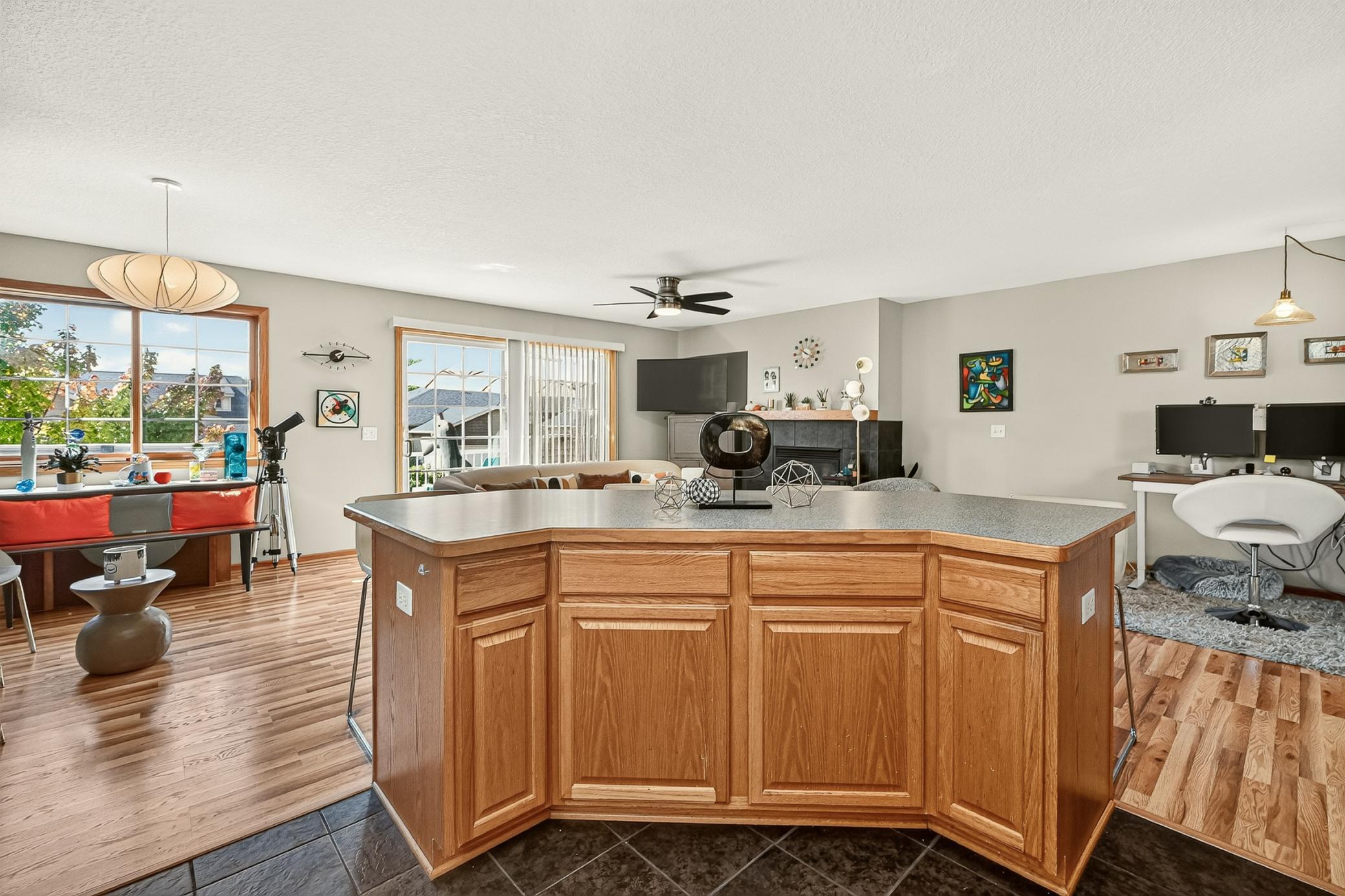 671 Shardlow Place Ne Property Photo 13