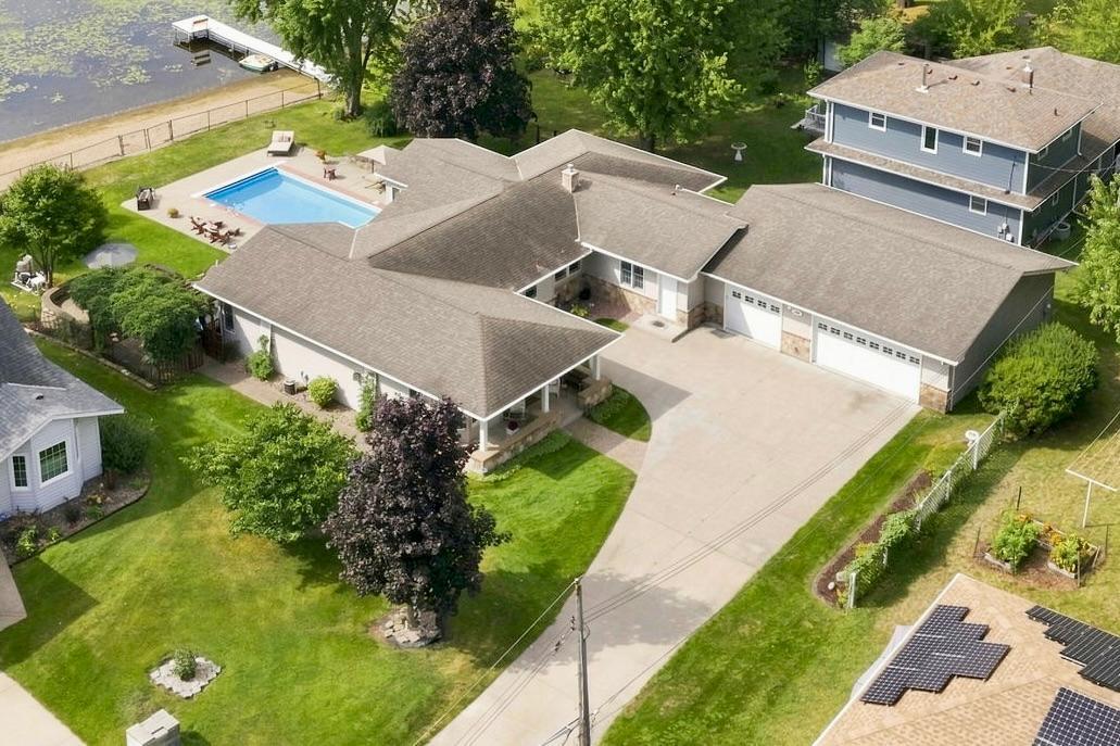 7806 Gloria Circle Property Photo 1