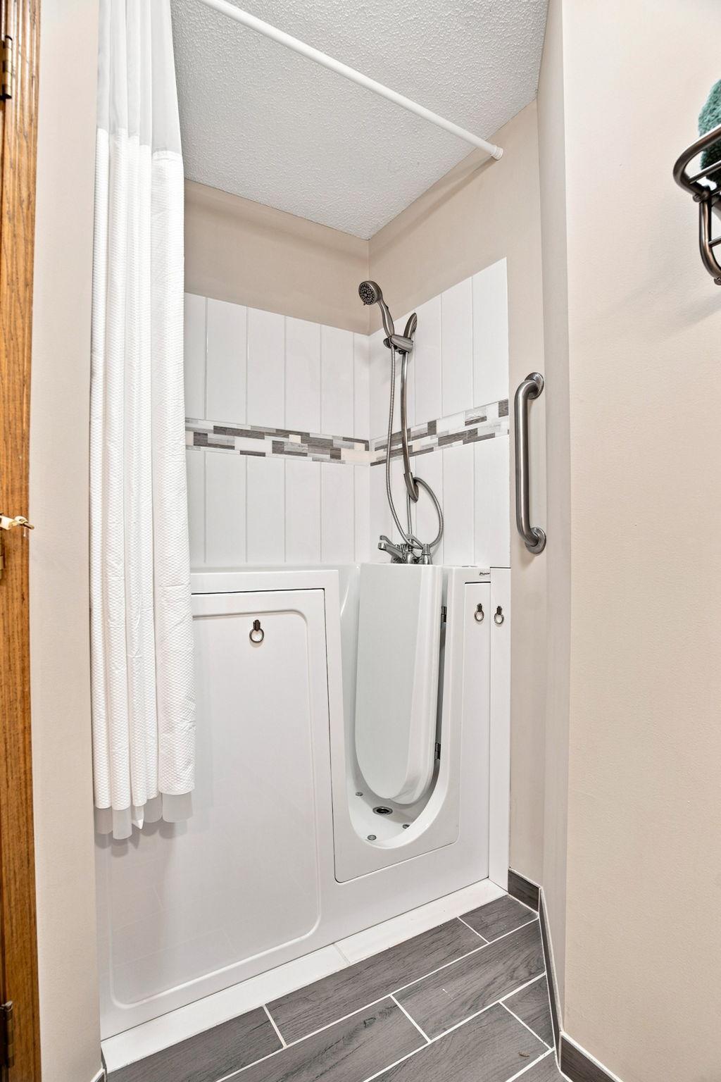 3102 Manitou Drive Property Photo 28