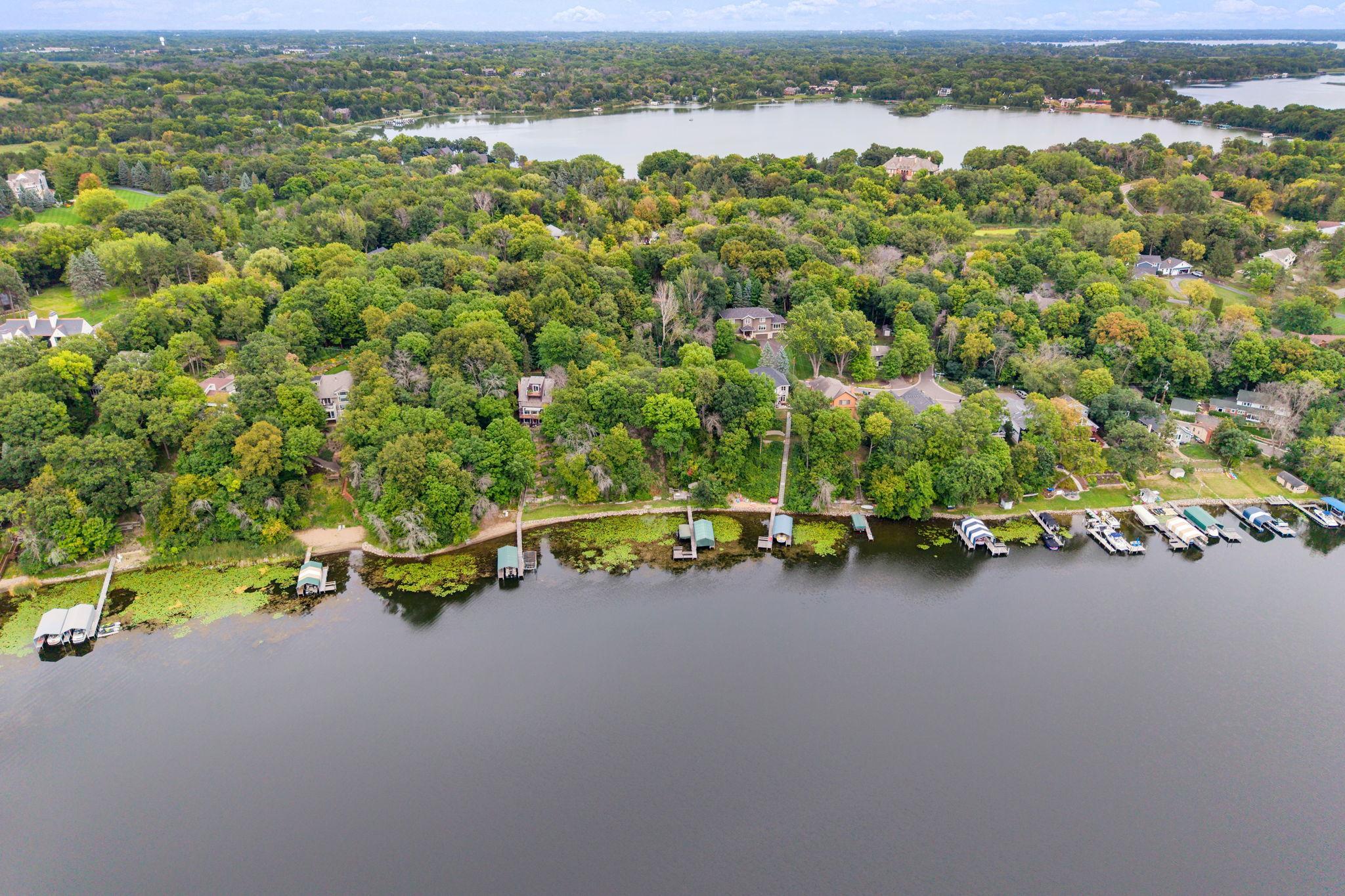 525 Park Lane Property Photo 1