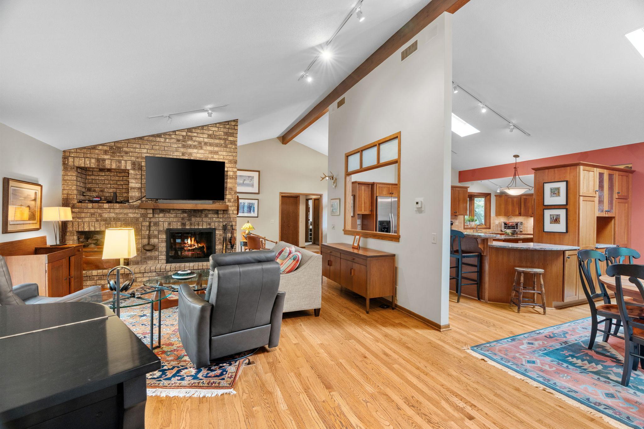 525 Park Lane Property Photo 16