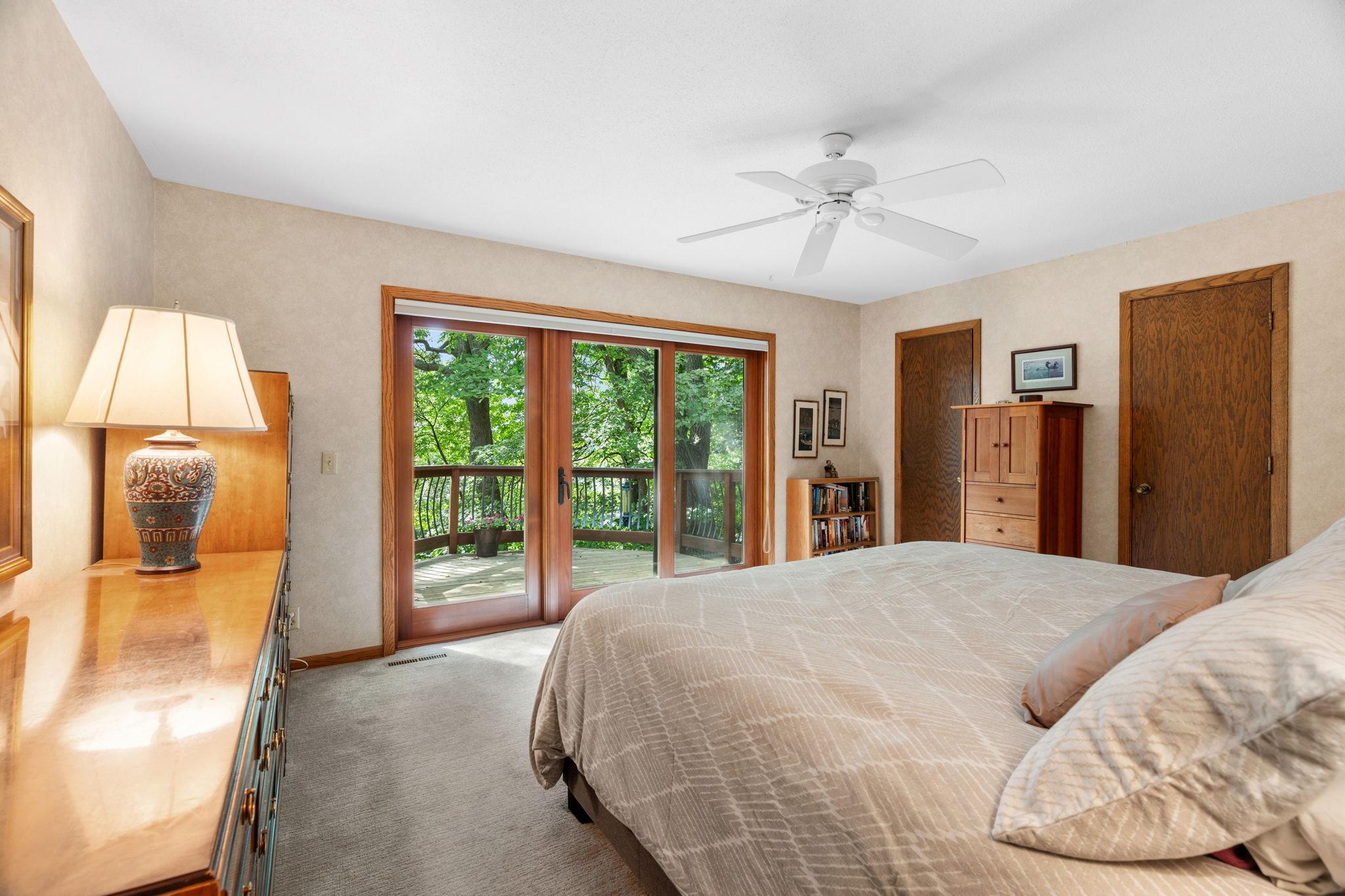 525 Park Lane Property Photo 30