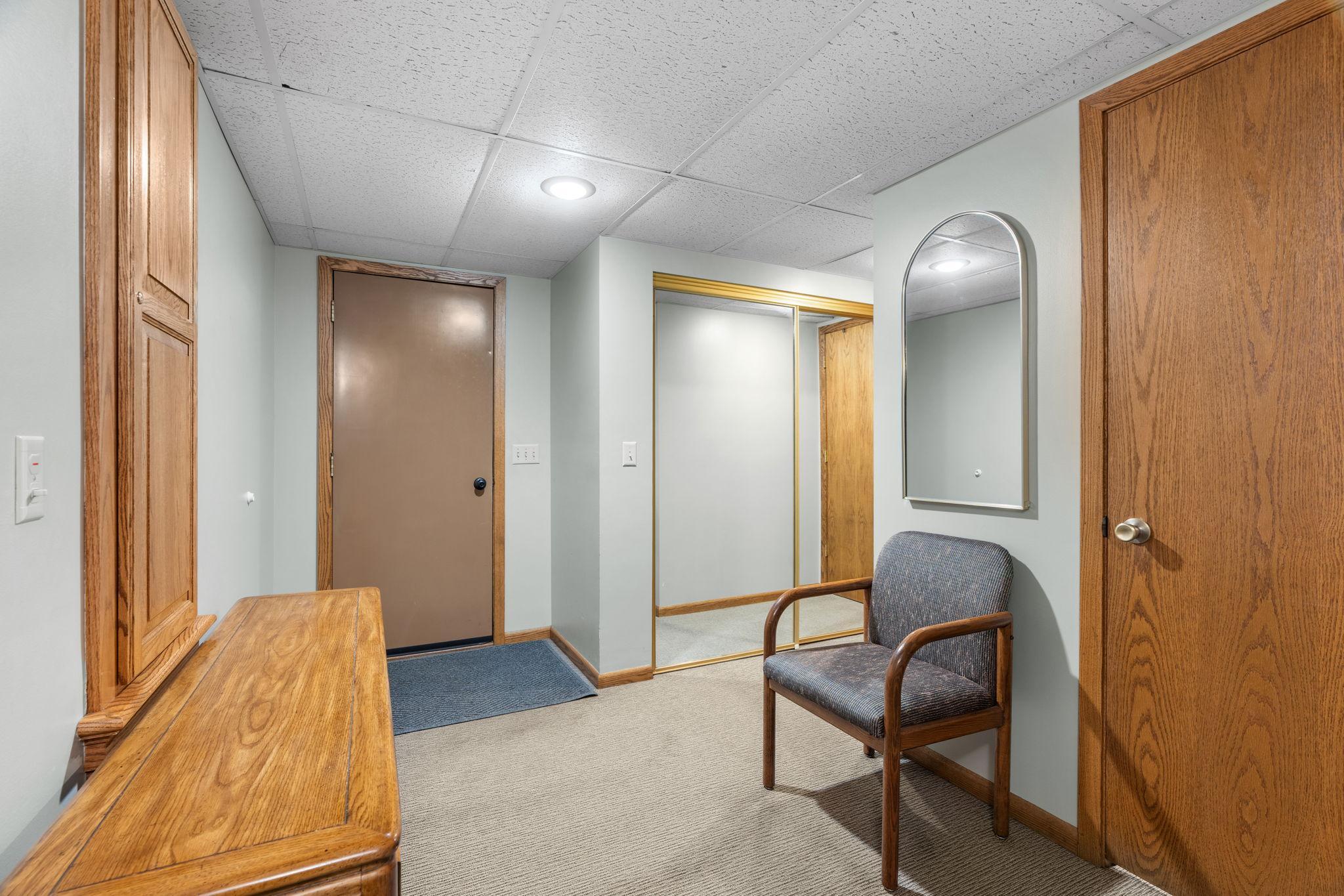 525 Park Lane Property Photo 39