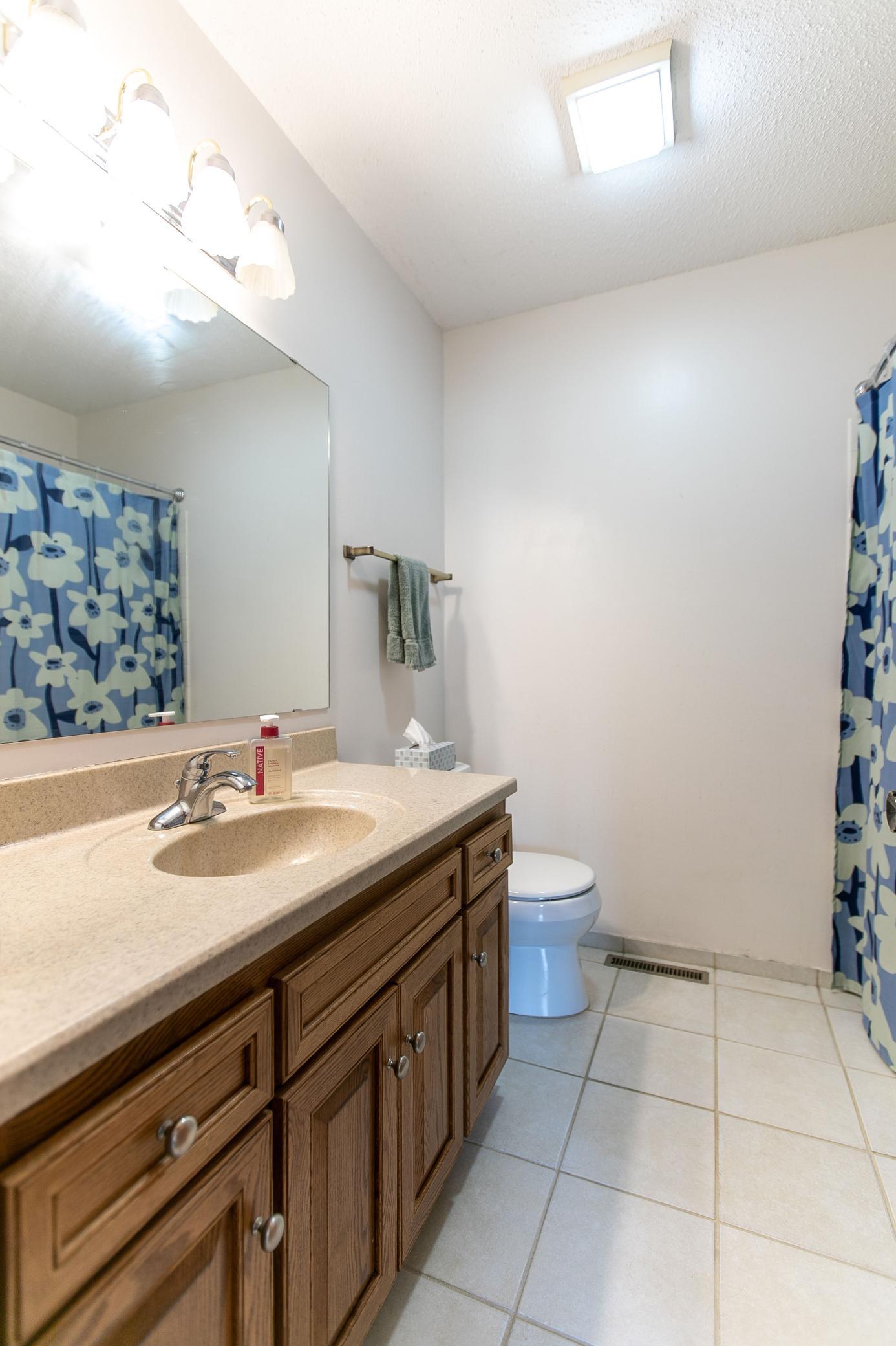 5600 Donegal Drive Property Photo 11