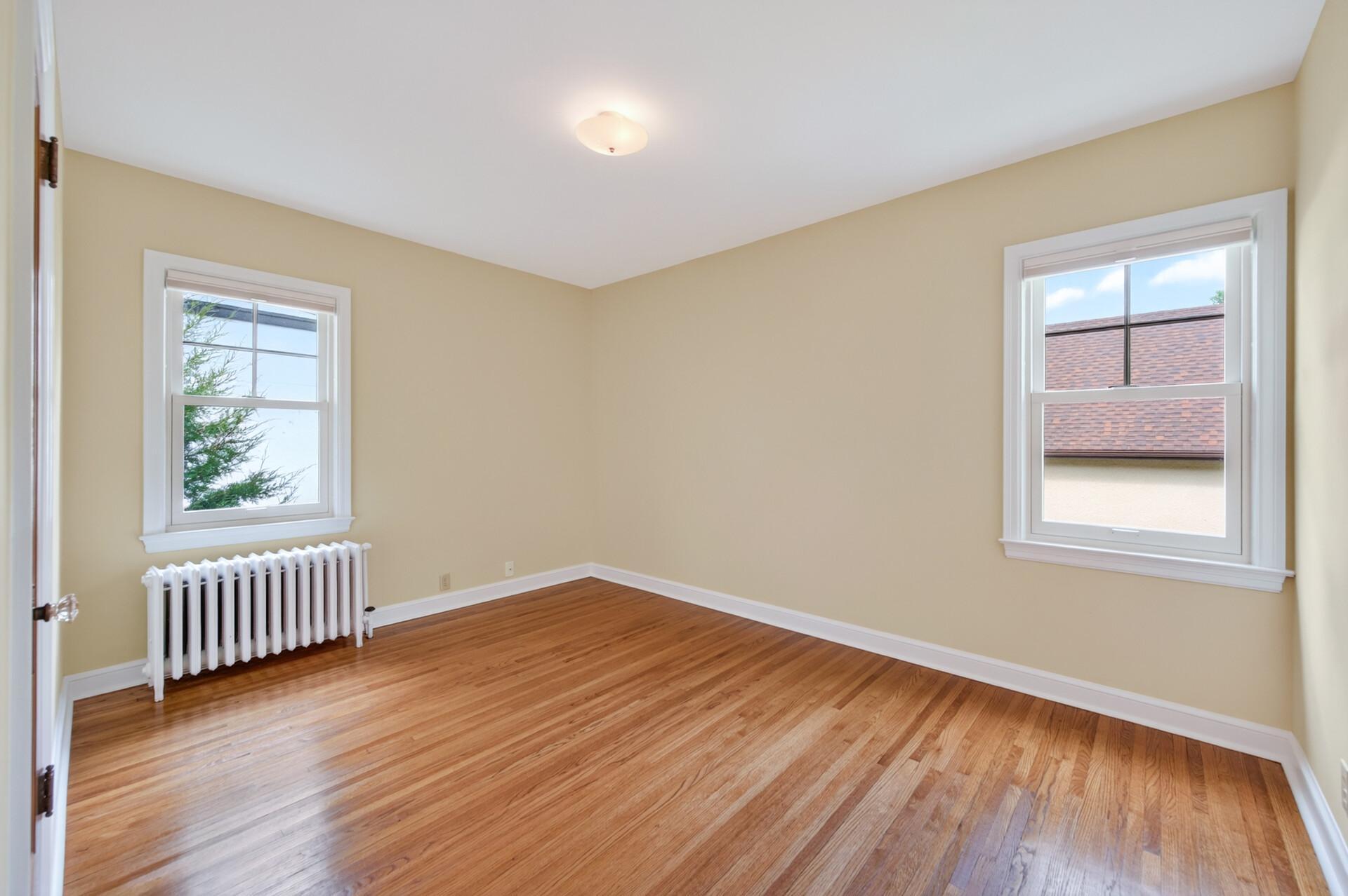 3028 E Minnehaha Parkway Property Photo 17