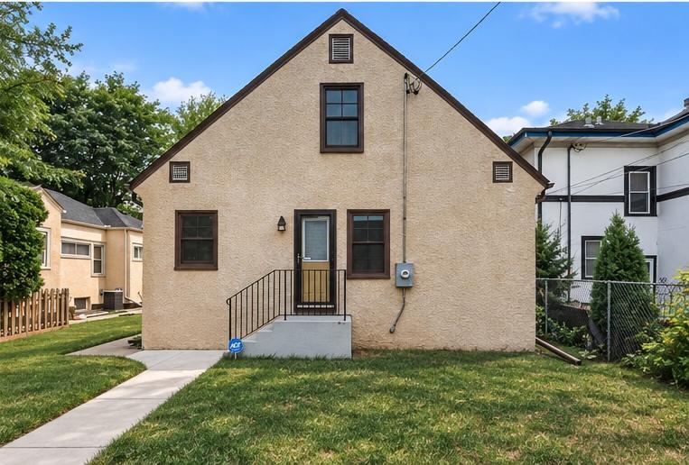 3028 E Minnehaha Parkway Property Photo 26
