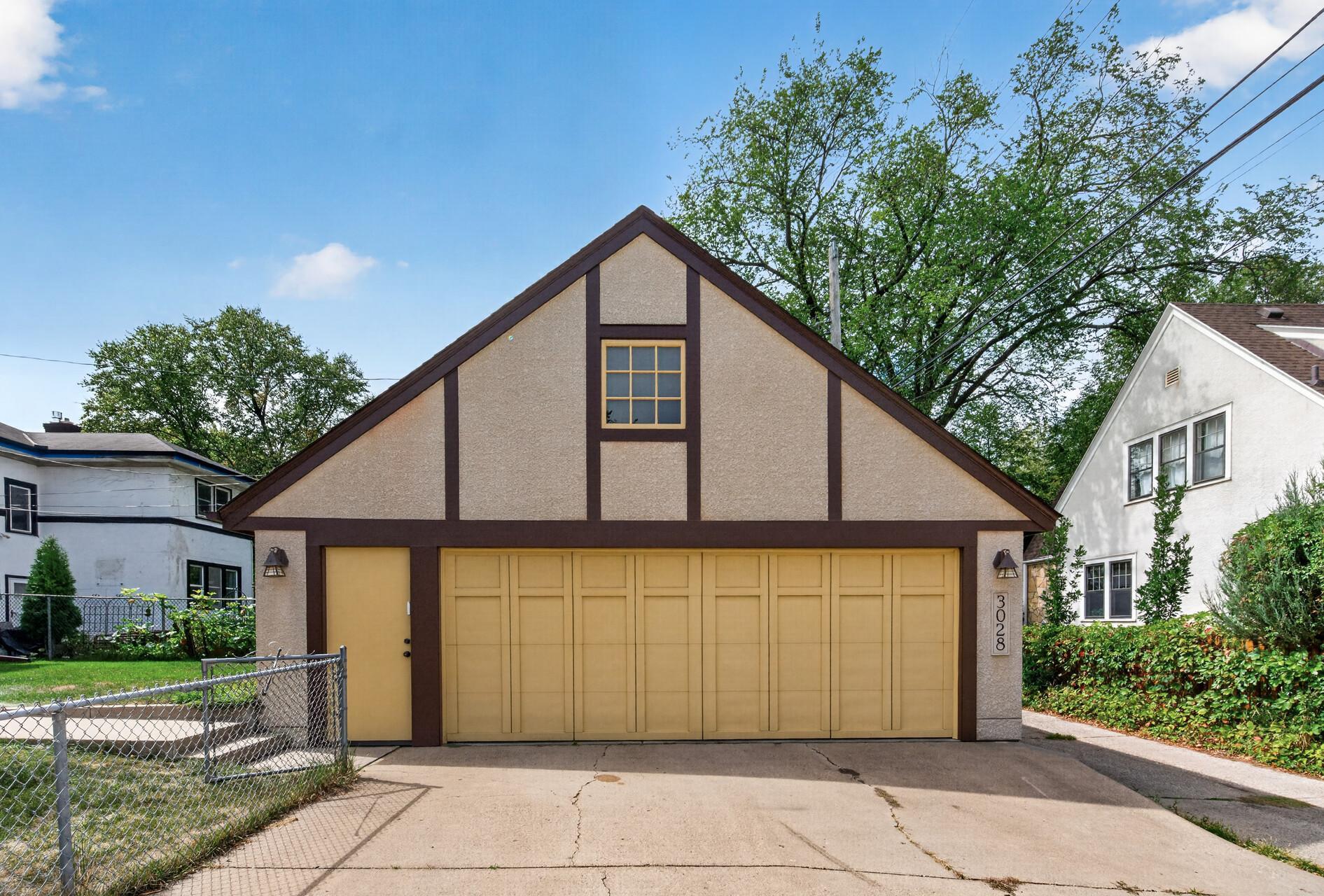 3028 E Minnehaha Parkway Property Photo 28