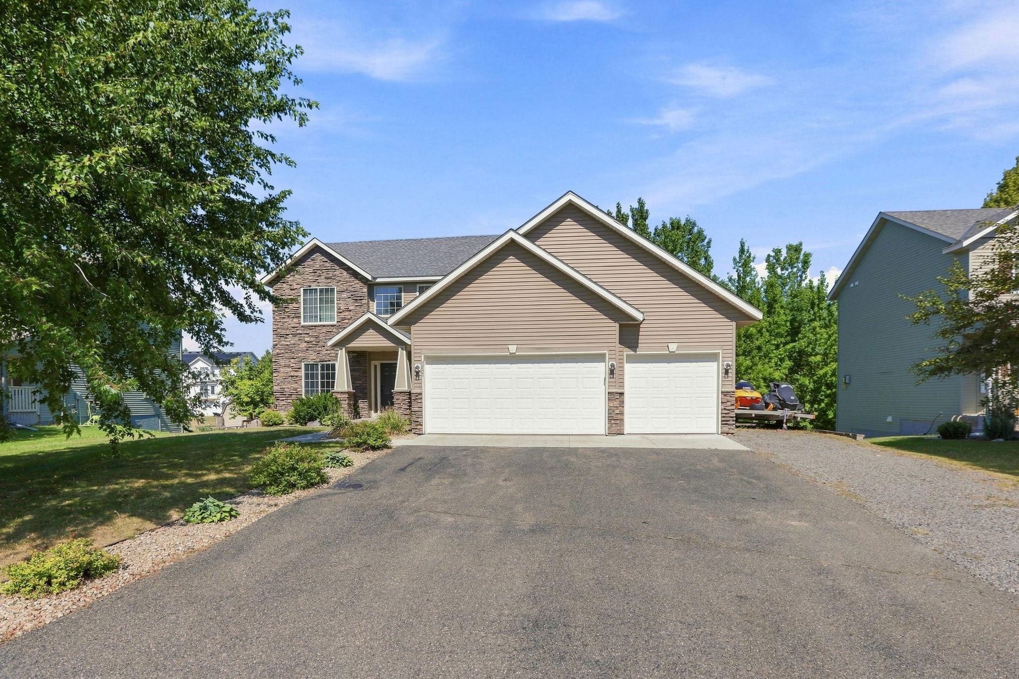 6657 E Oak Drive Property Photo 1