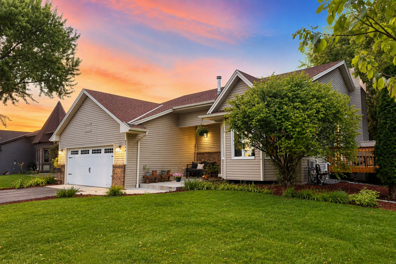 8214 109th Place N Property Photo 1