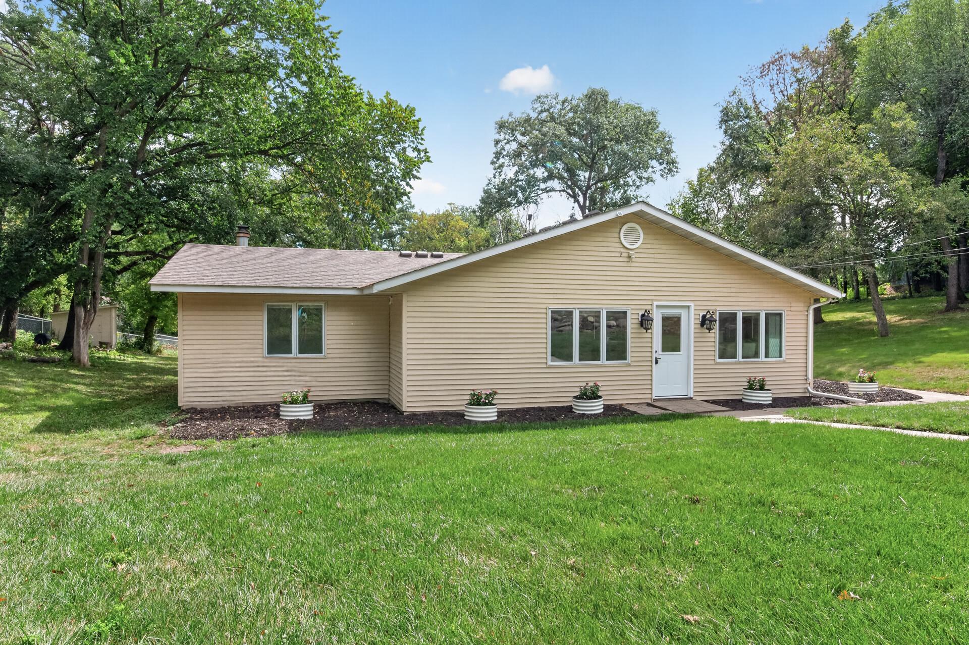 20192 Akin Road Property Photo 1